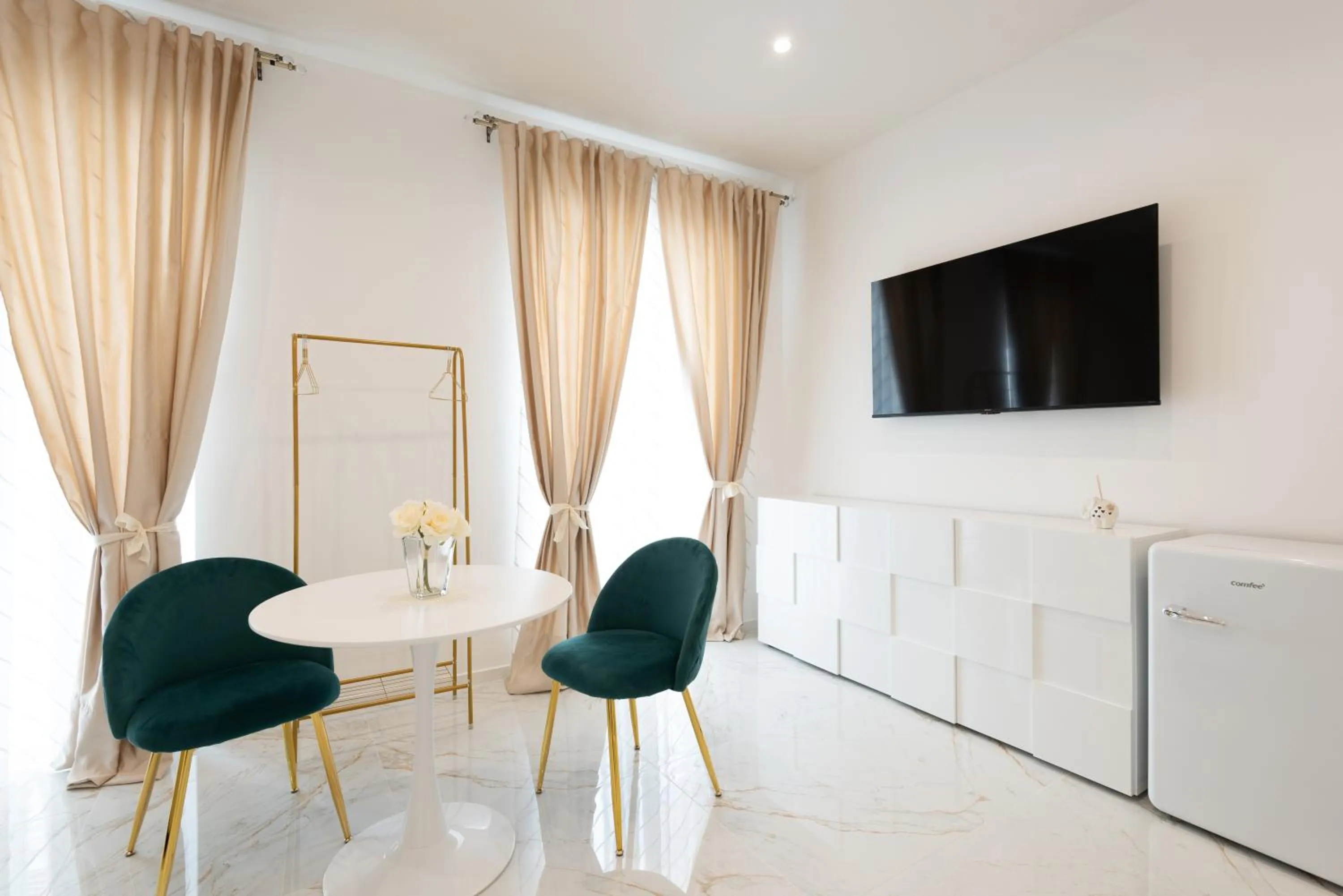 Seating area in Quattro Perle