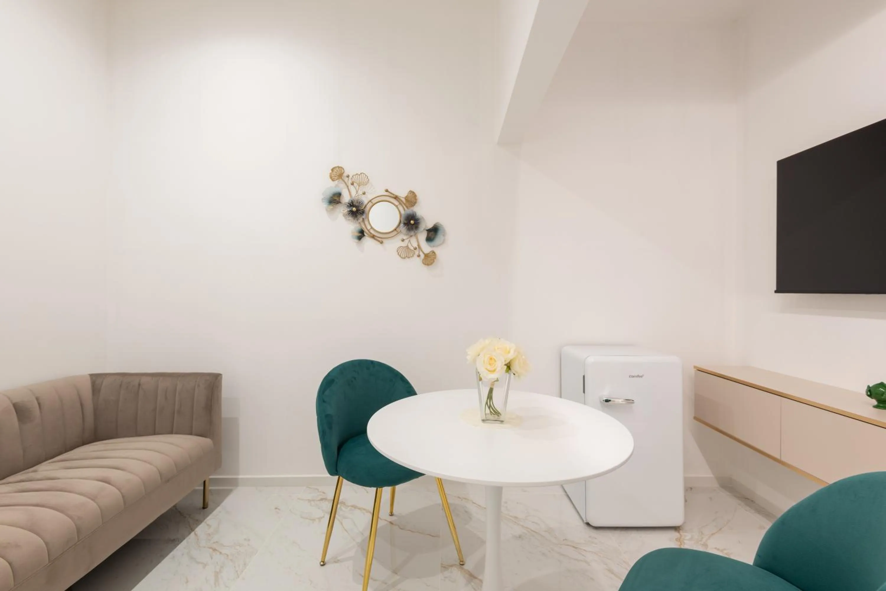 Seating area in Quattro Perle