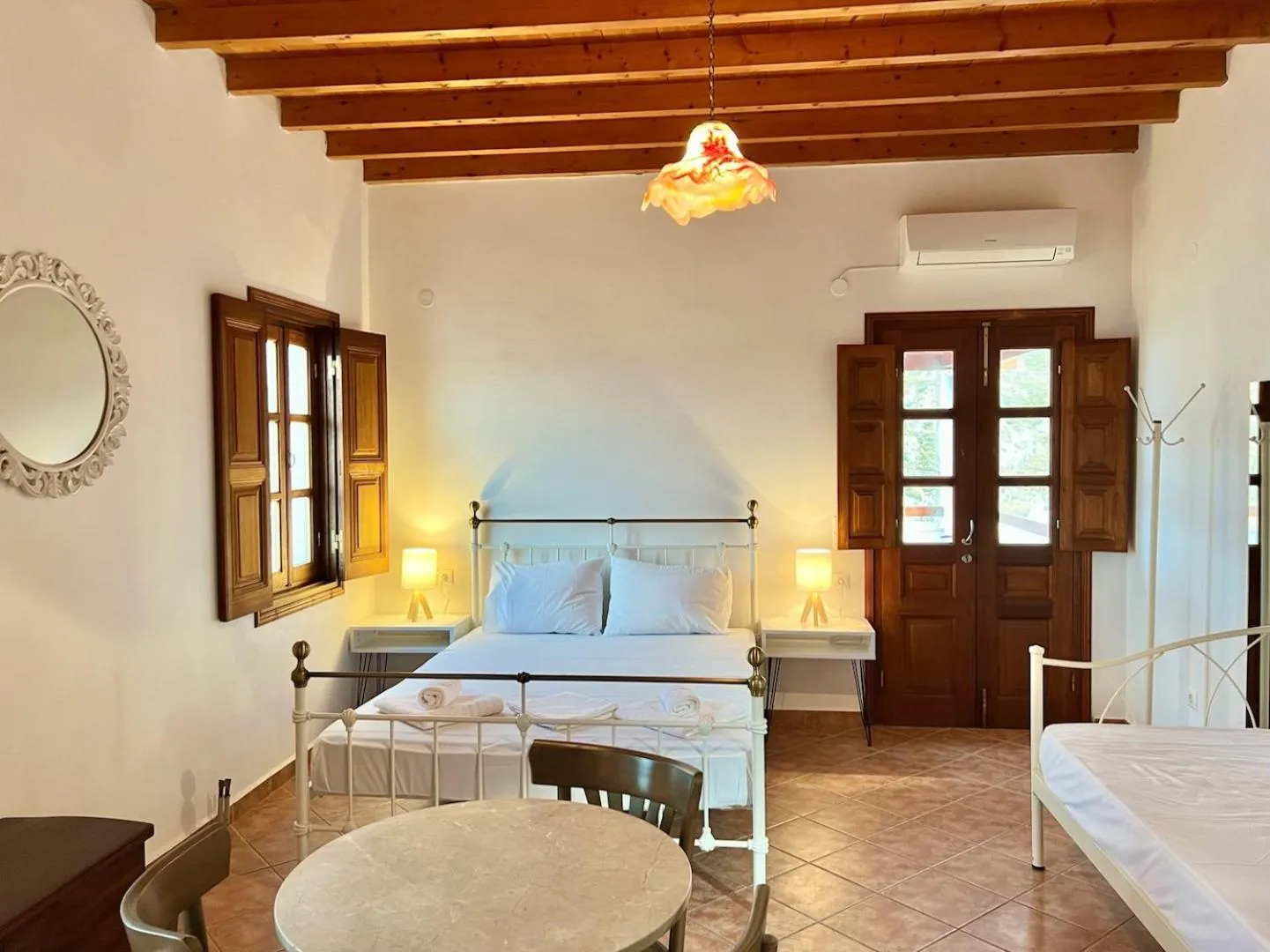 Studio Apartment with Sea View in Litois Houses Patmos