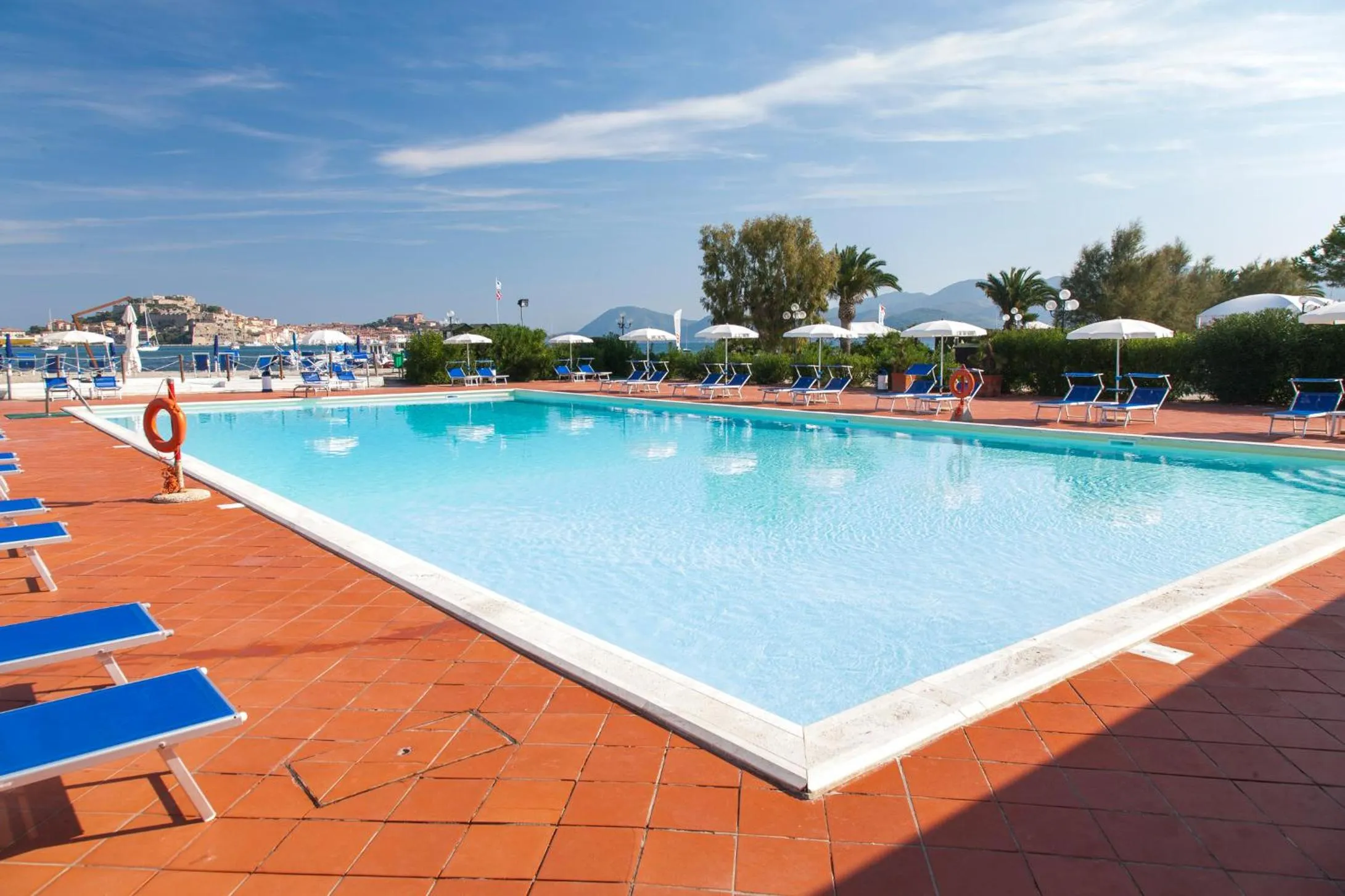 Swimming pool in Hotel Airone isola d'Elba