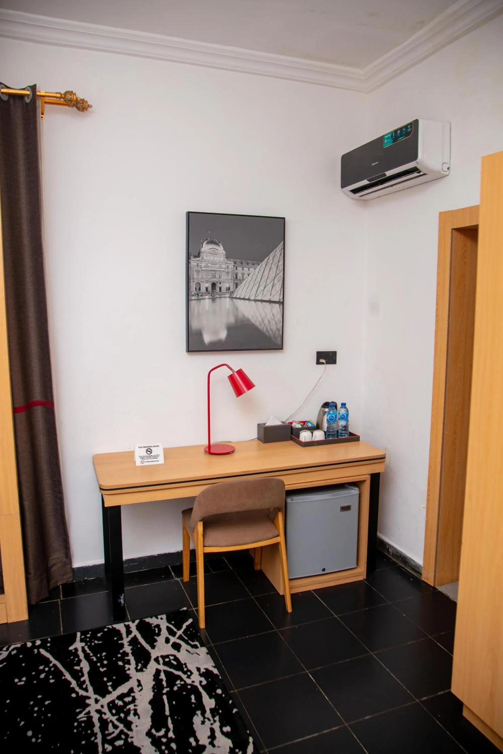 Other in Ivy Hotel Emerald