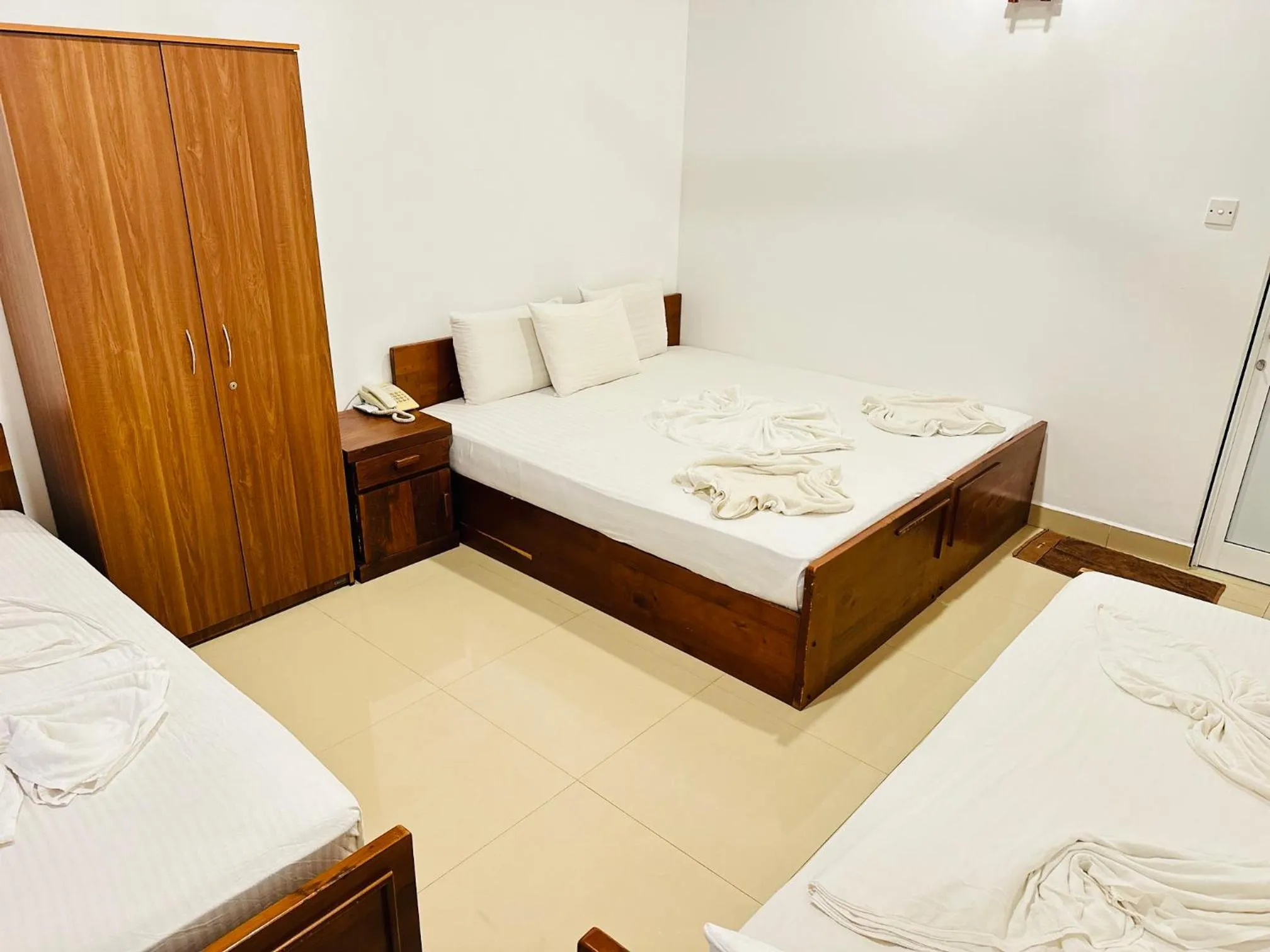 Bed in Gamodh Citadel Resort