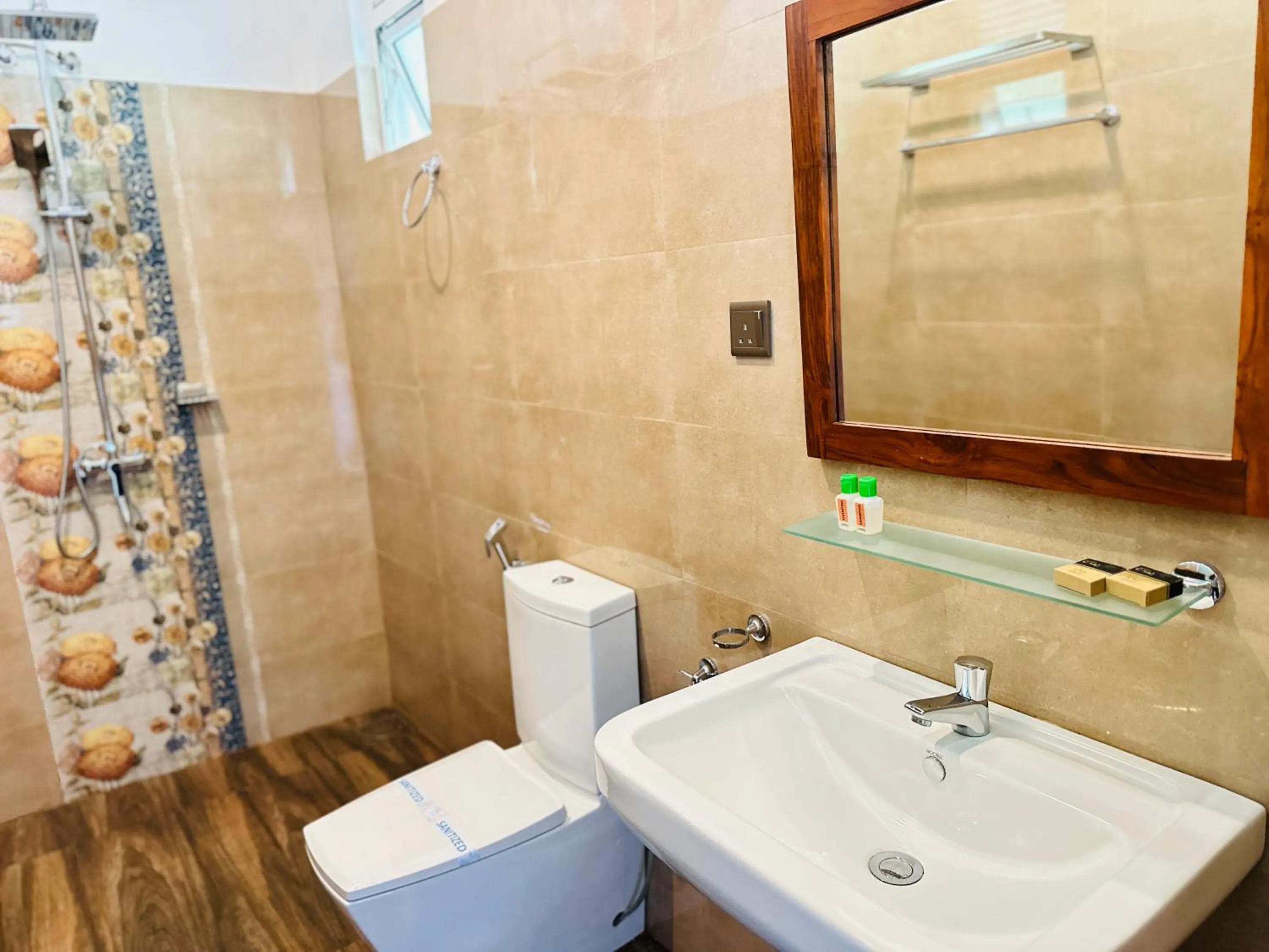 Bathroom in Gamodh Citadel Resort