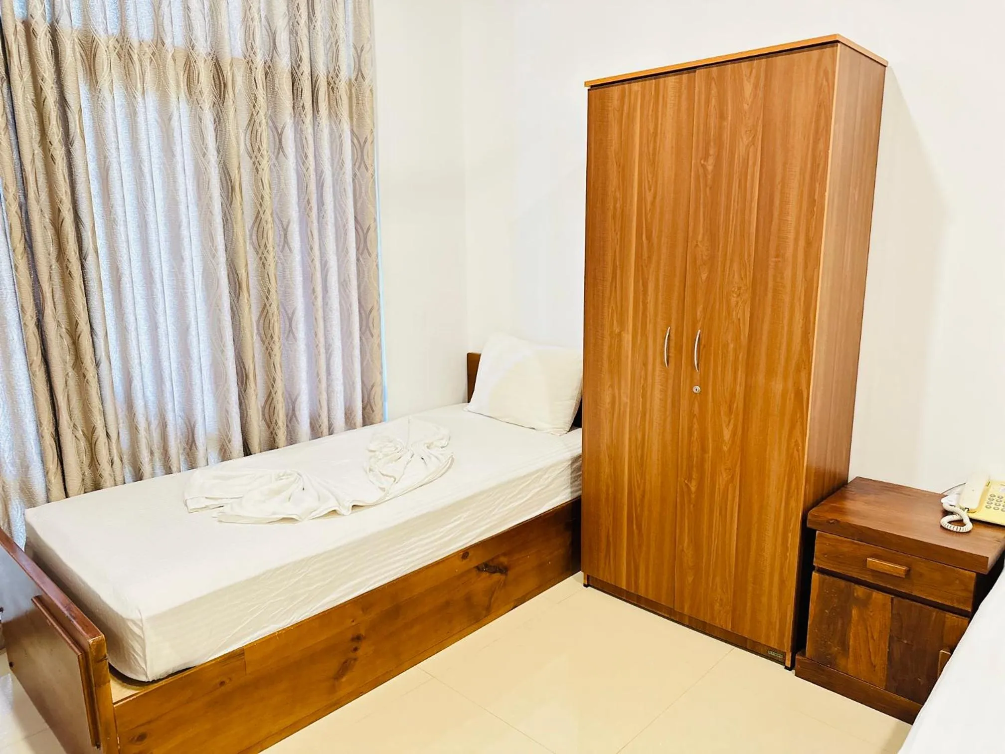 Bed in Gamodh Citadel Resort