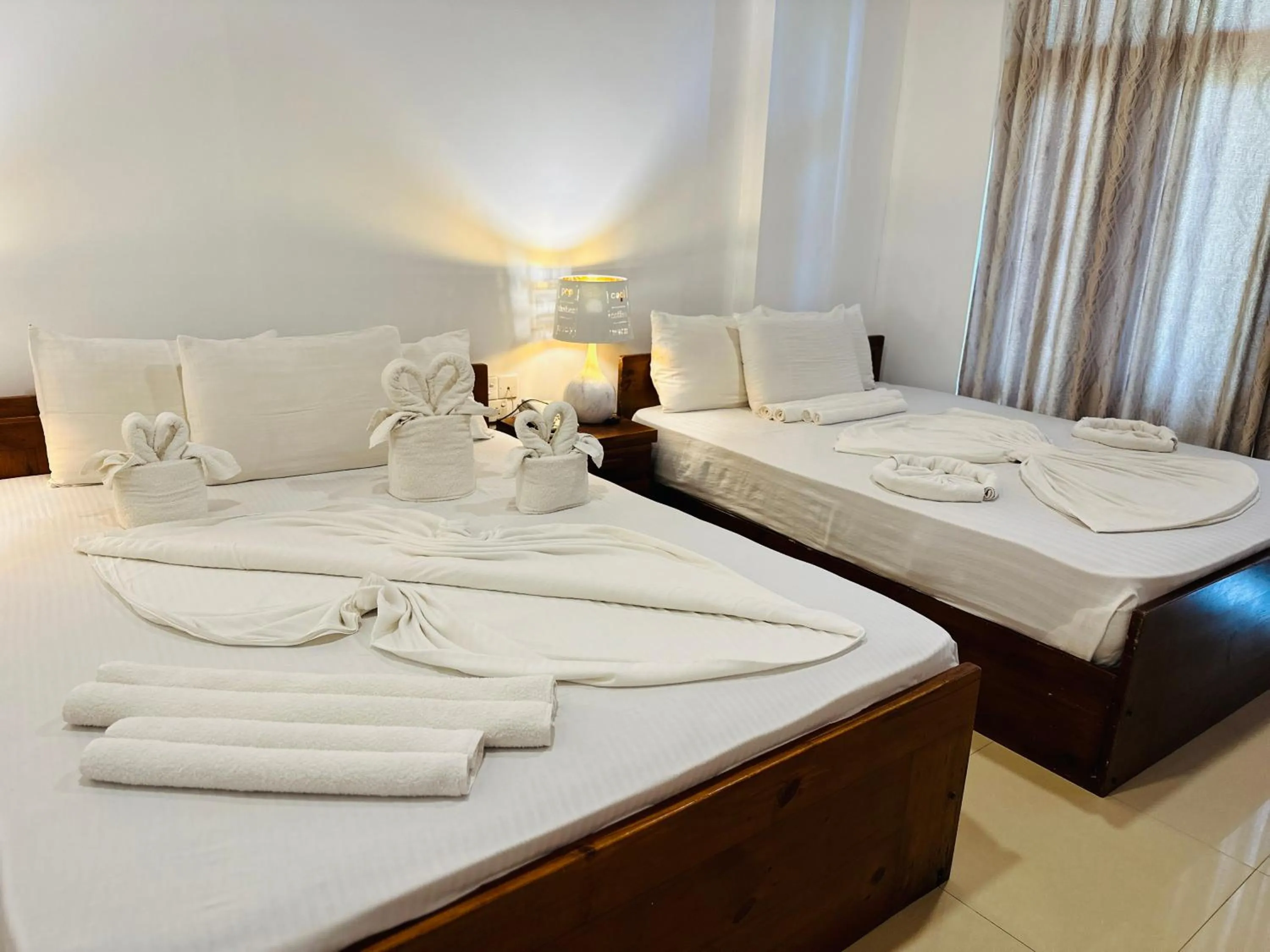 Bed in Gamodh Citadel Resort