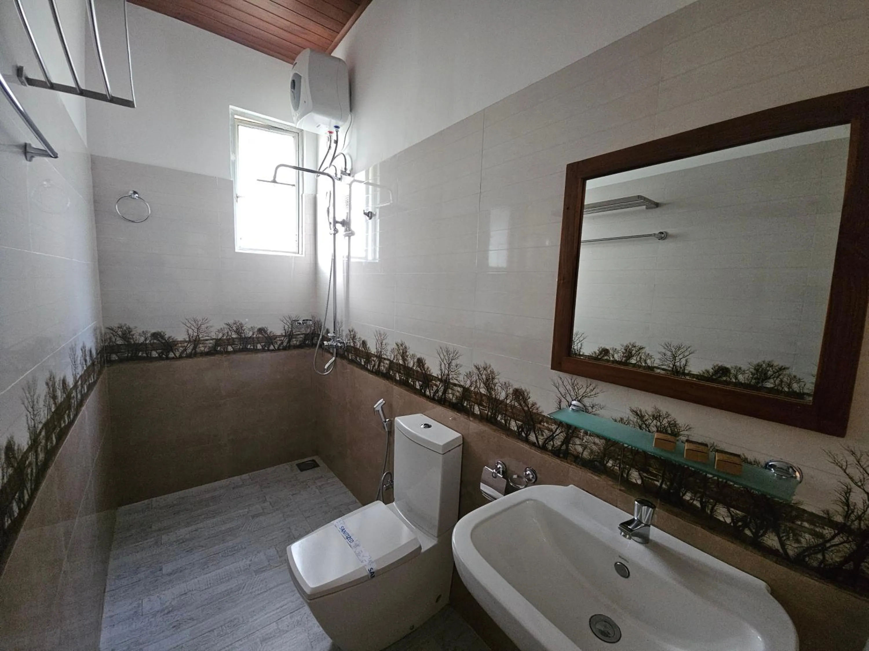 Bathroom in Gamodh Citadel Resort