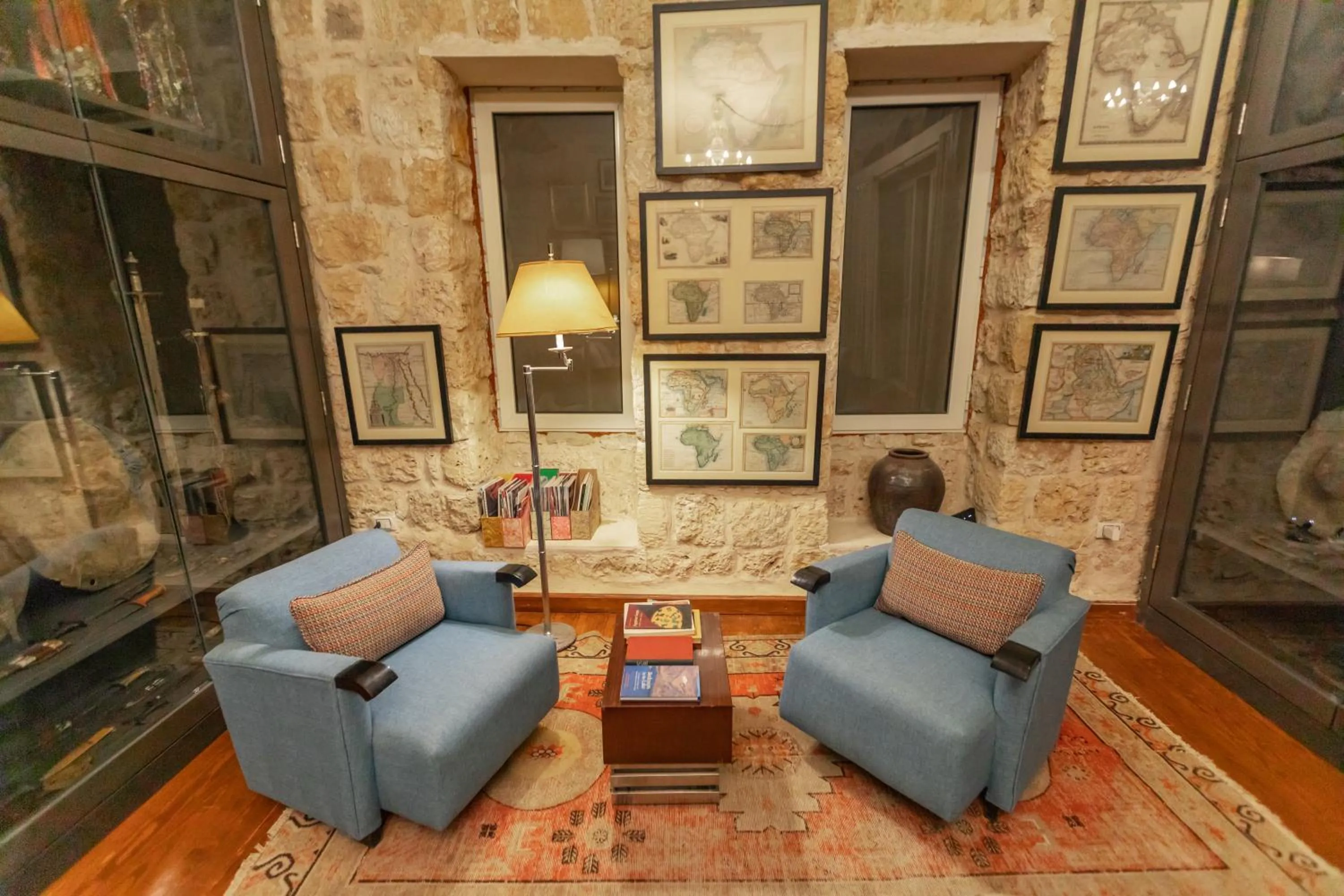 Library in Wadi Sabarah Lodge