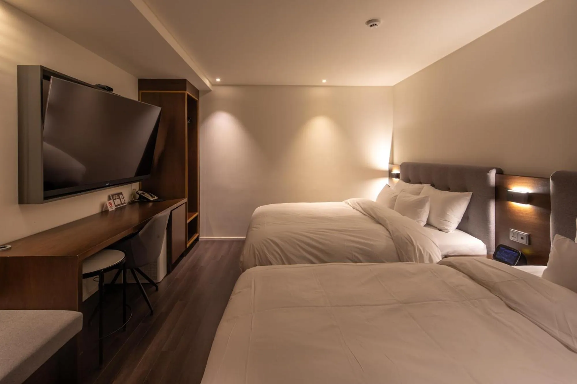 Photo of the whole room, Bed in Hotel Yaja Mokpo Peace Square