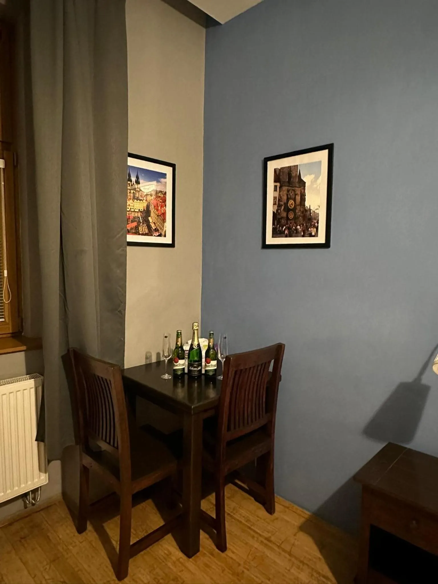 Dining area in Central Studios