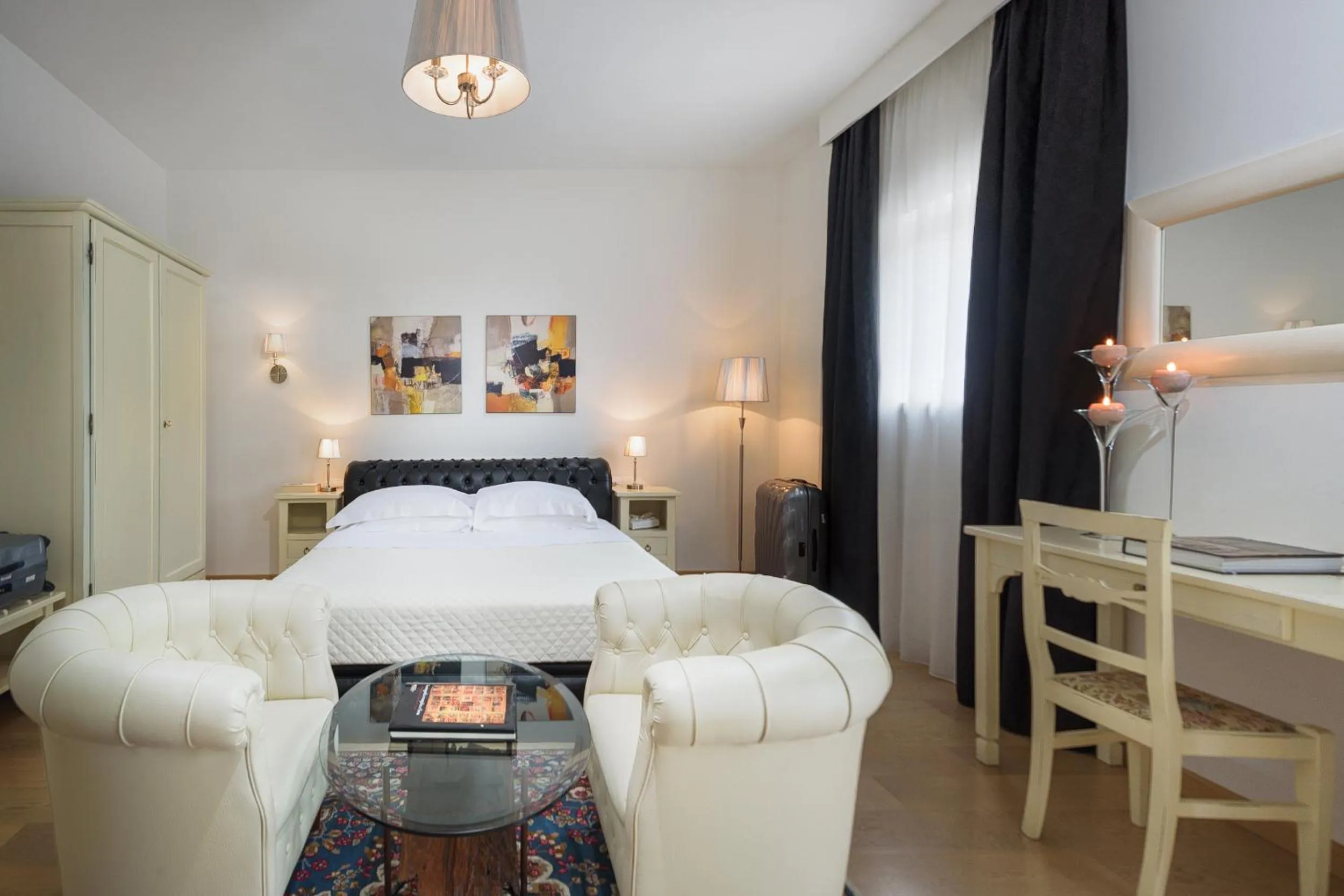 Photo of the whole room, Bed in Hotel Corsignano