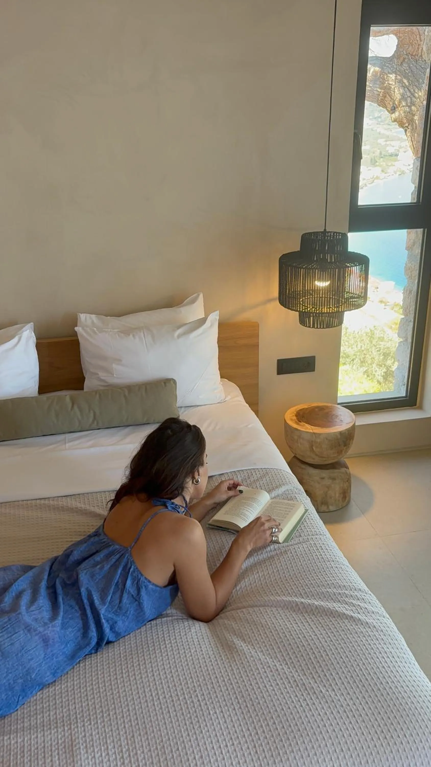 Bed in ​Le Grand Bleu Resort