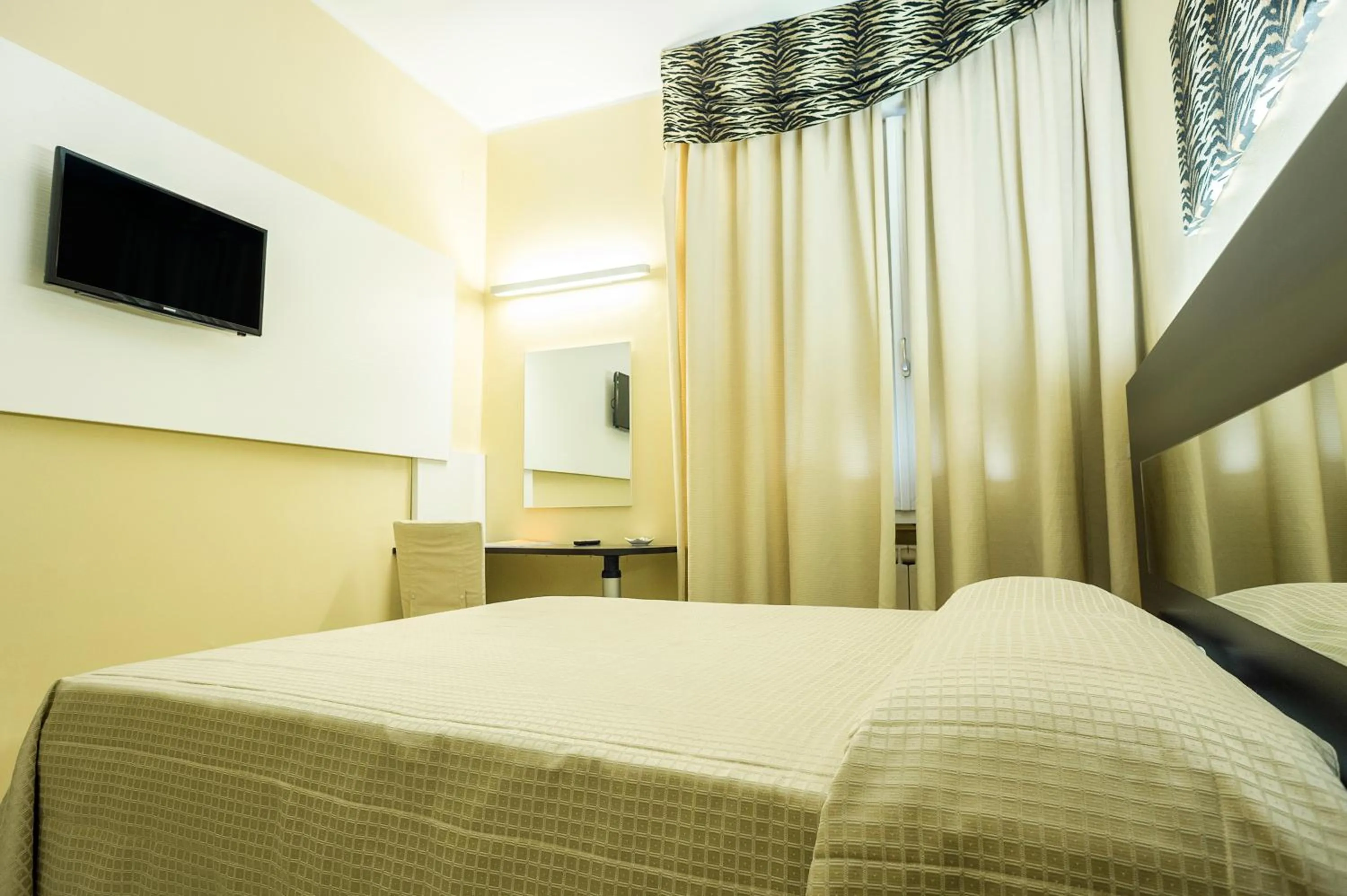 Bed in Hotel University