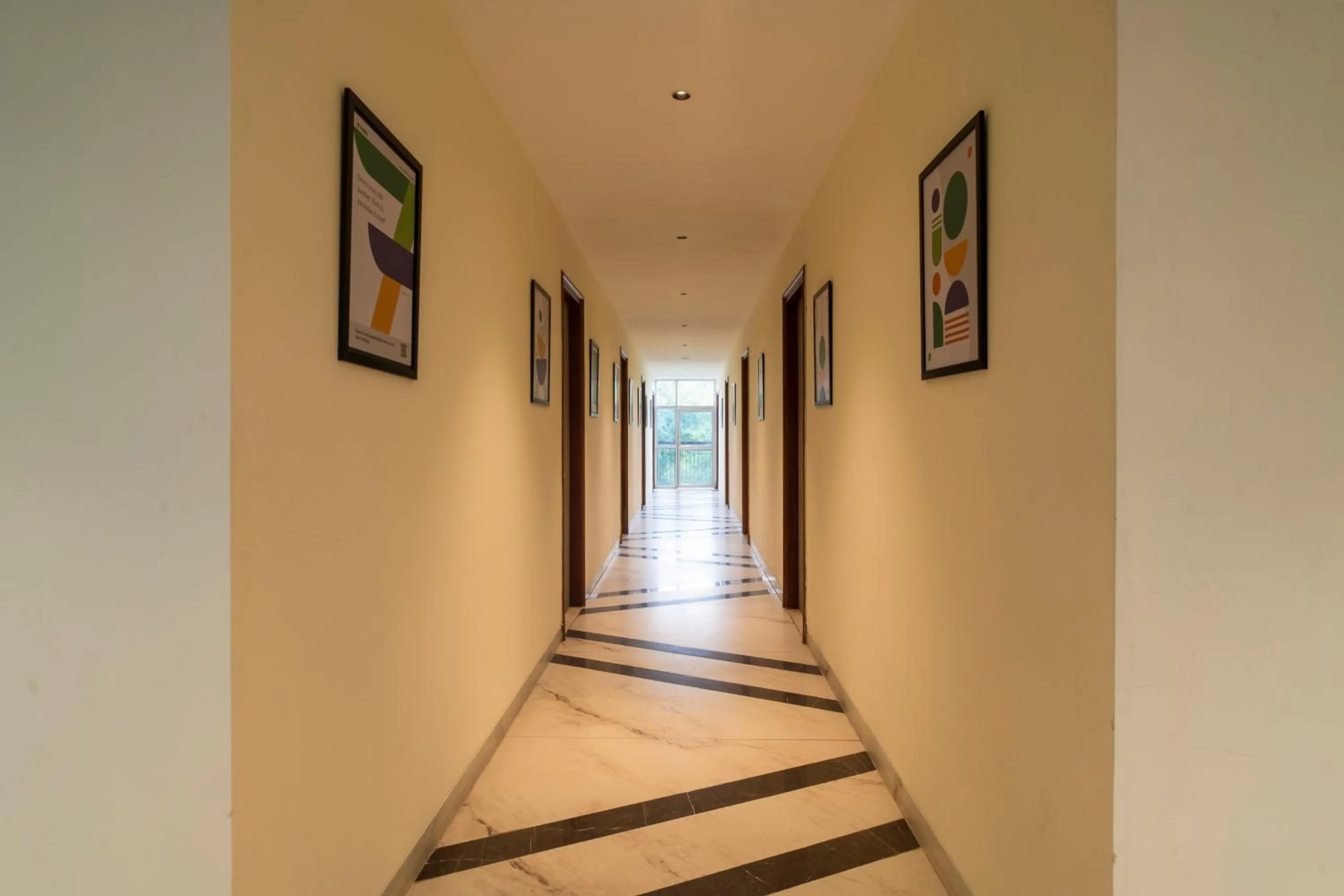 Treebo The Mountain Deer Valley Near PGI