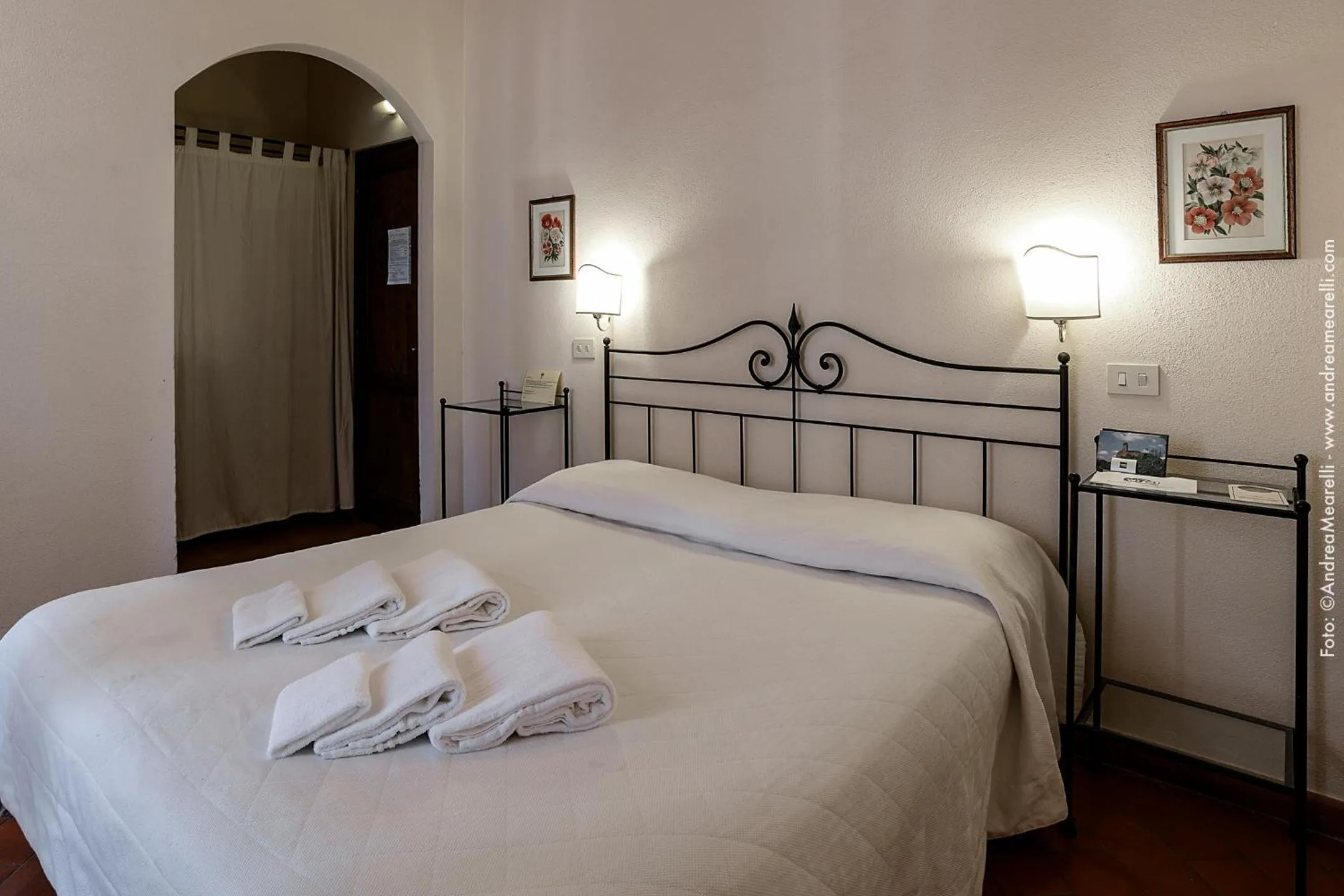 Bed in Hotel Scilla