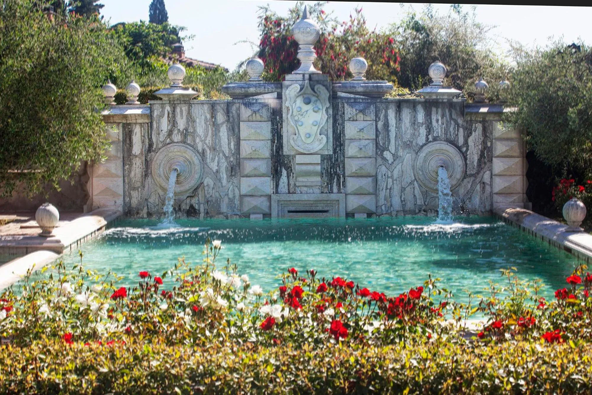 Swimming pool in Sovana Hotel & Resort