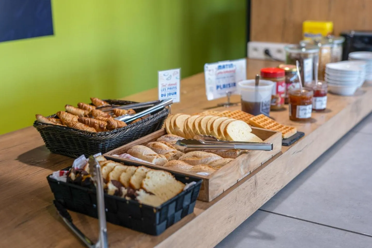 Food and drinks in Ibis budget Brest Sud Plougastel - Hôtel rénové