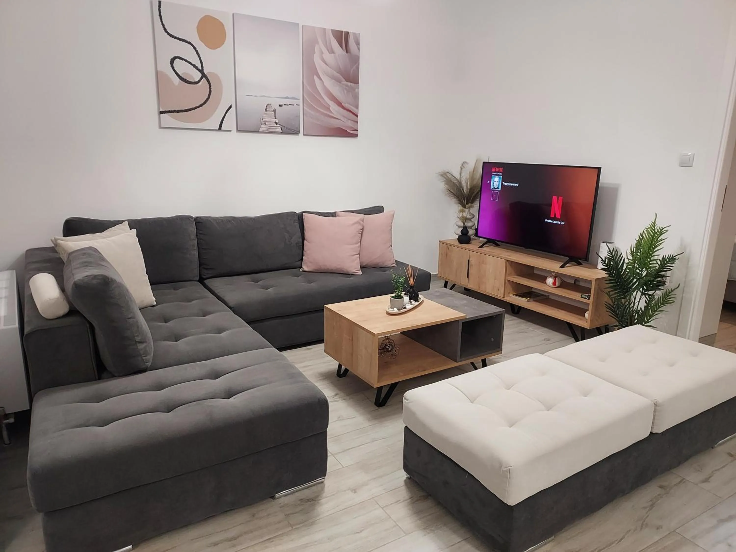 Melinta Stay - Apartment near ATH Airport, Rafina Port & Beach