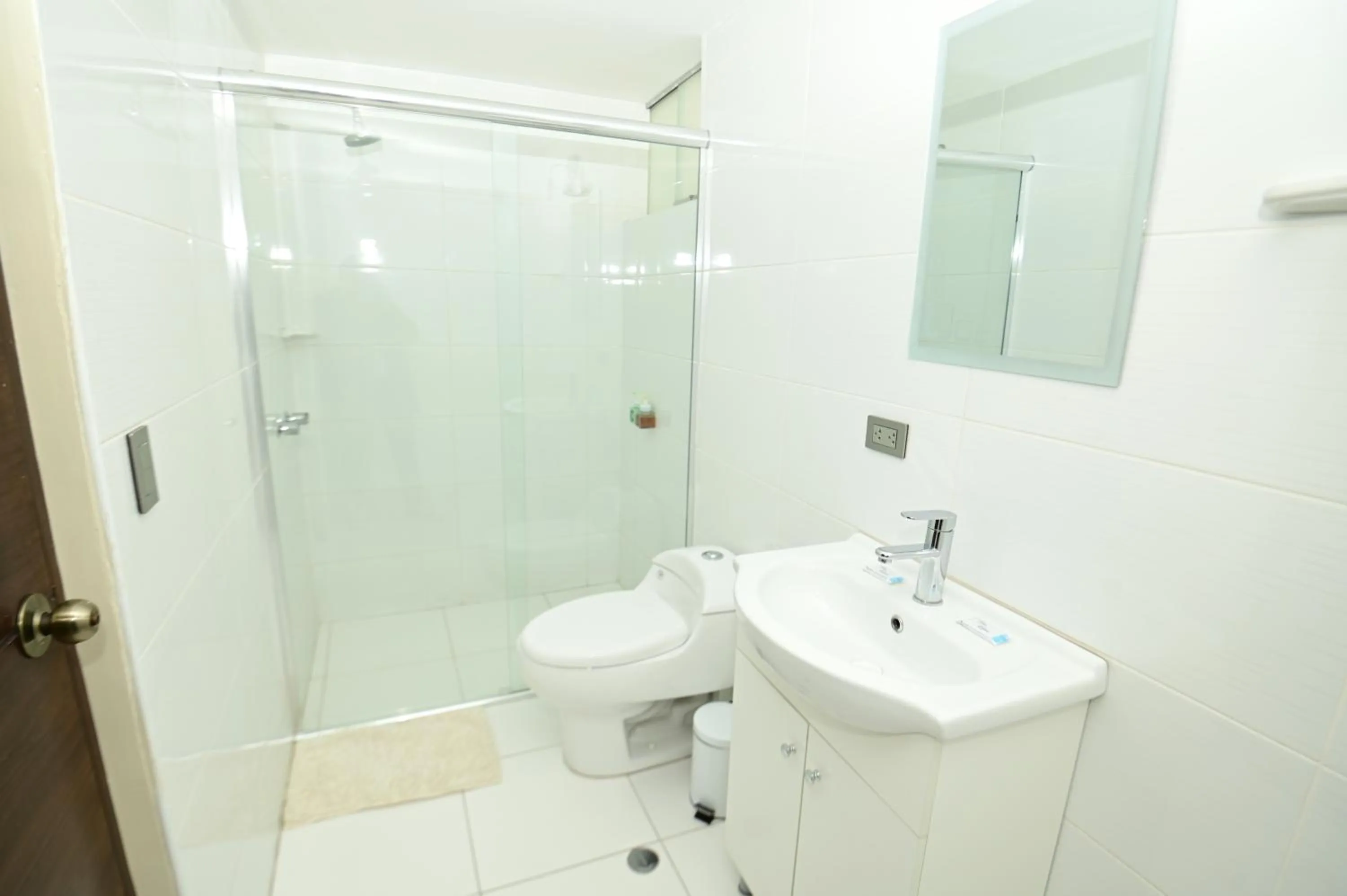 Shower in Bon Repos Boutique