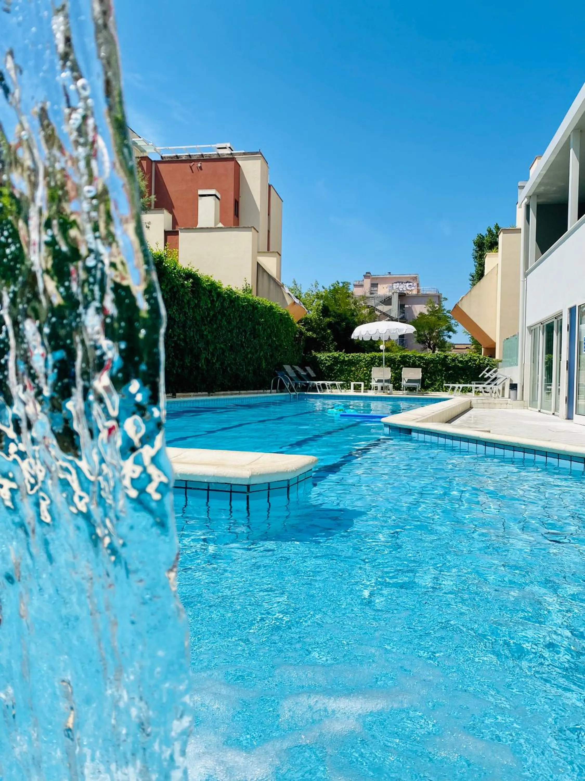 Swimming pool in Noha Suite Hotel