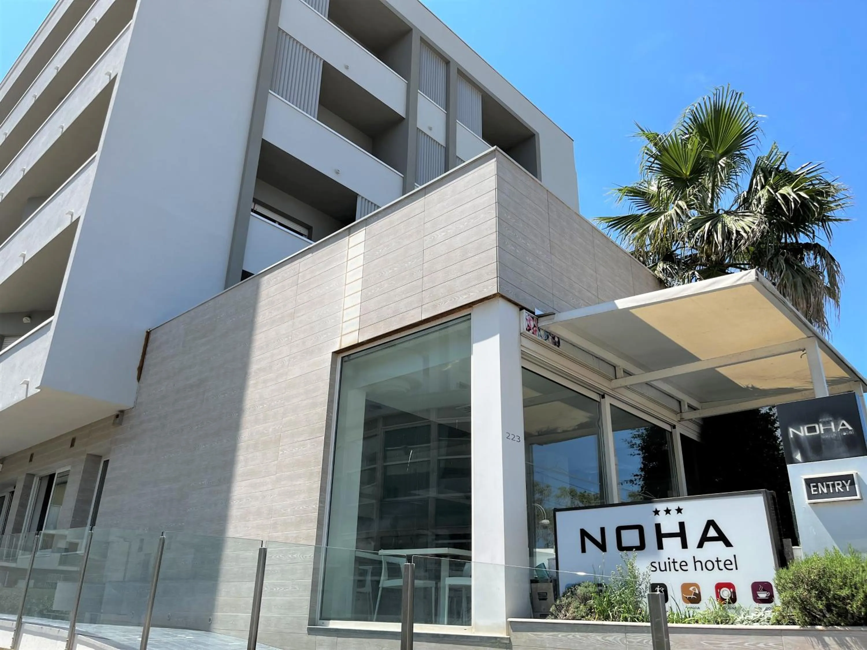Property building in Noha Suite Hotel