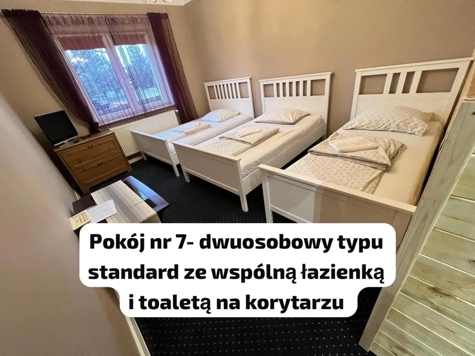 Standard Double Room with Two Double Beds in Noclegi AirportPark