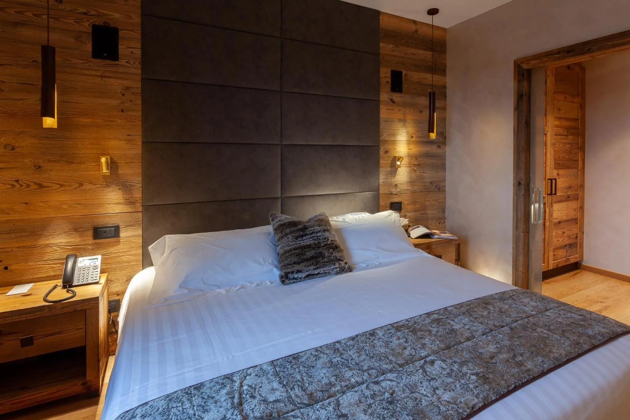 Bed in Asiago Sporting Hotel & Spa