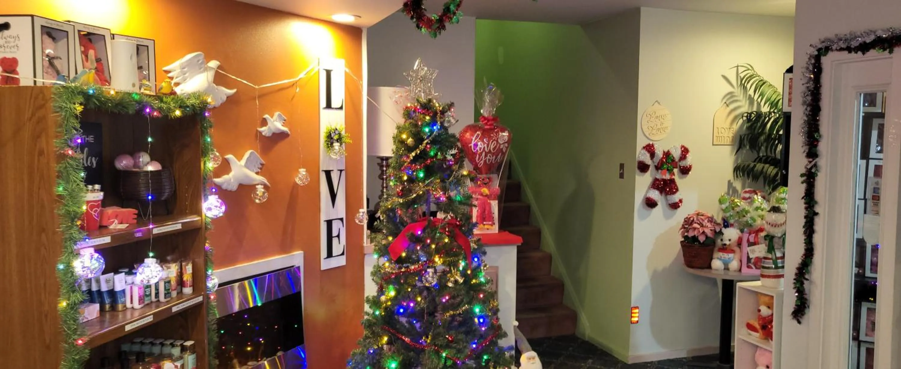 Decorative detail in Inn of the Dove - Romantic Luxury Suites with Jacuzzi & Seasonal Fireplace at Harrisburg-Hershey-Philadelphia, PA