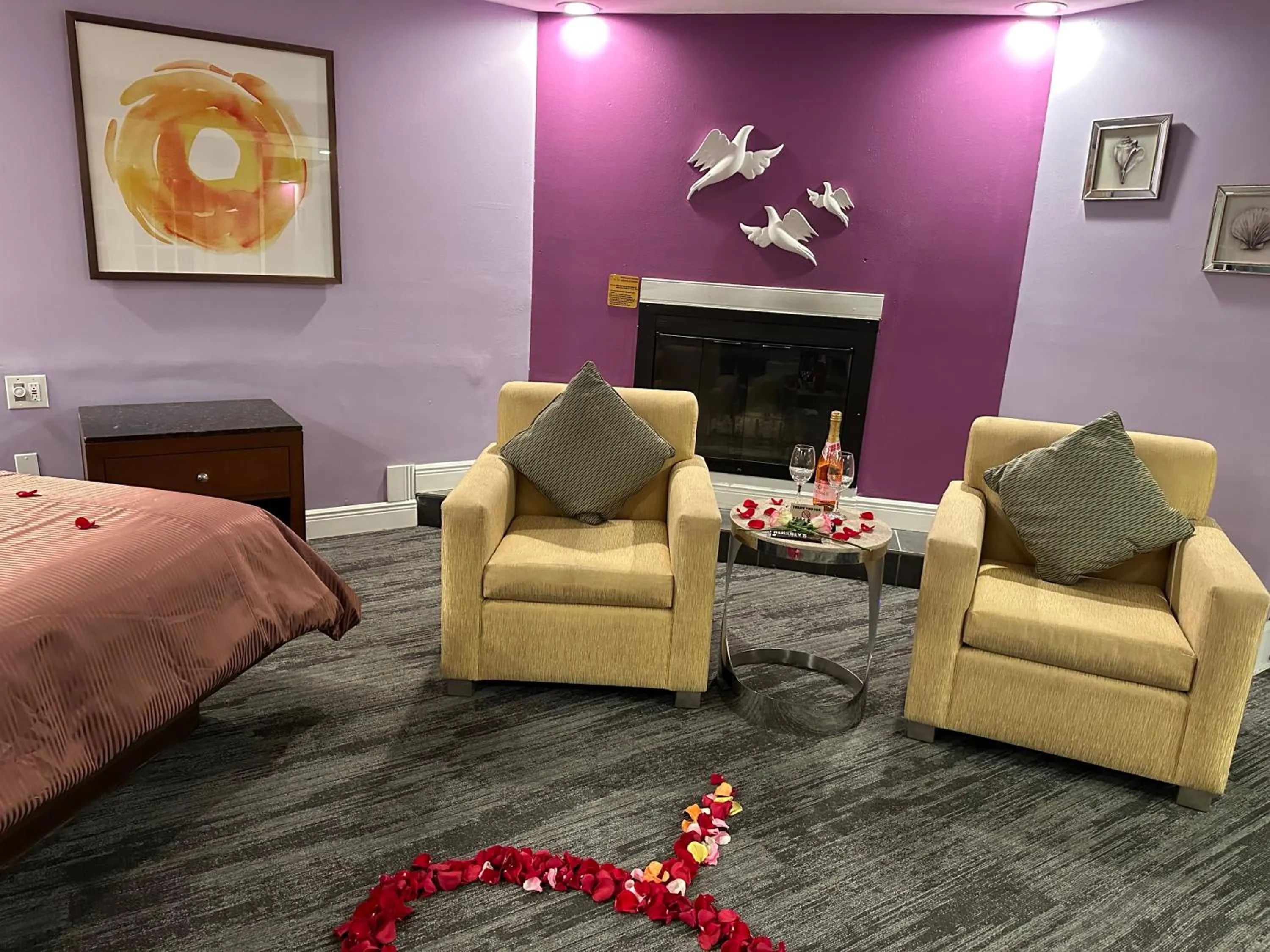 Seating area in Inn of the Dove - Romantic Luxury Suites with Jacuzzi & Seasonal Fireplace at Harrisburg-Hershey-Philadelphia, PA