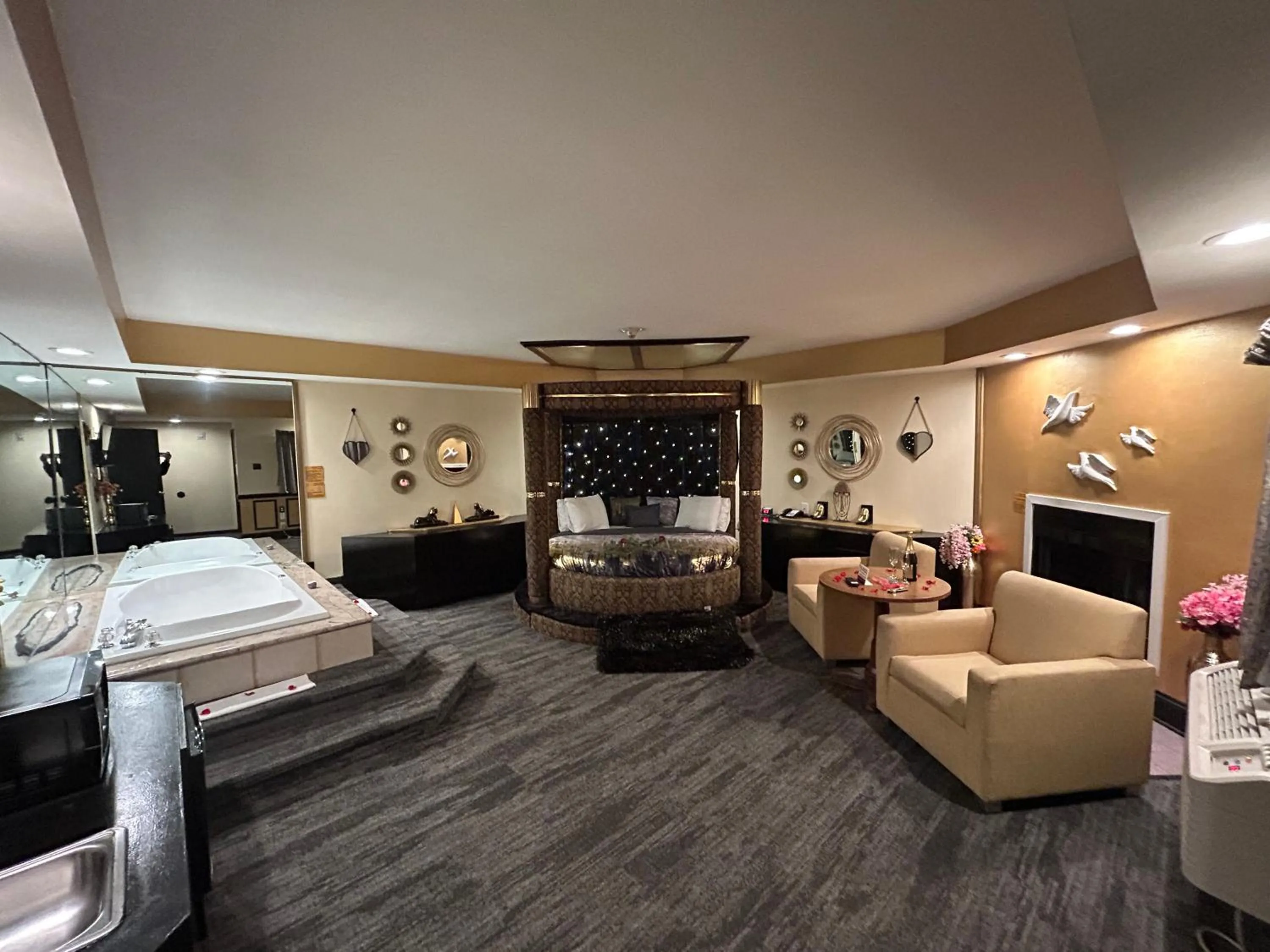 Bedroom, Bed in Inn of the Dove - Romantic Luxury Suites with Jacuzzi & Seasonal Fireplace at Harrisburg-Hershey-Philadelphia, PA