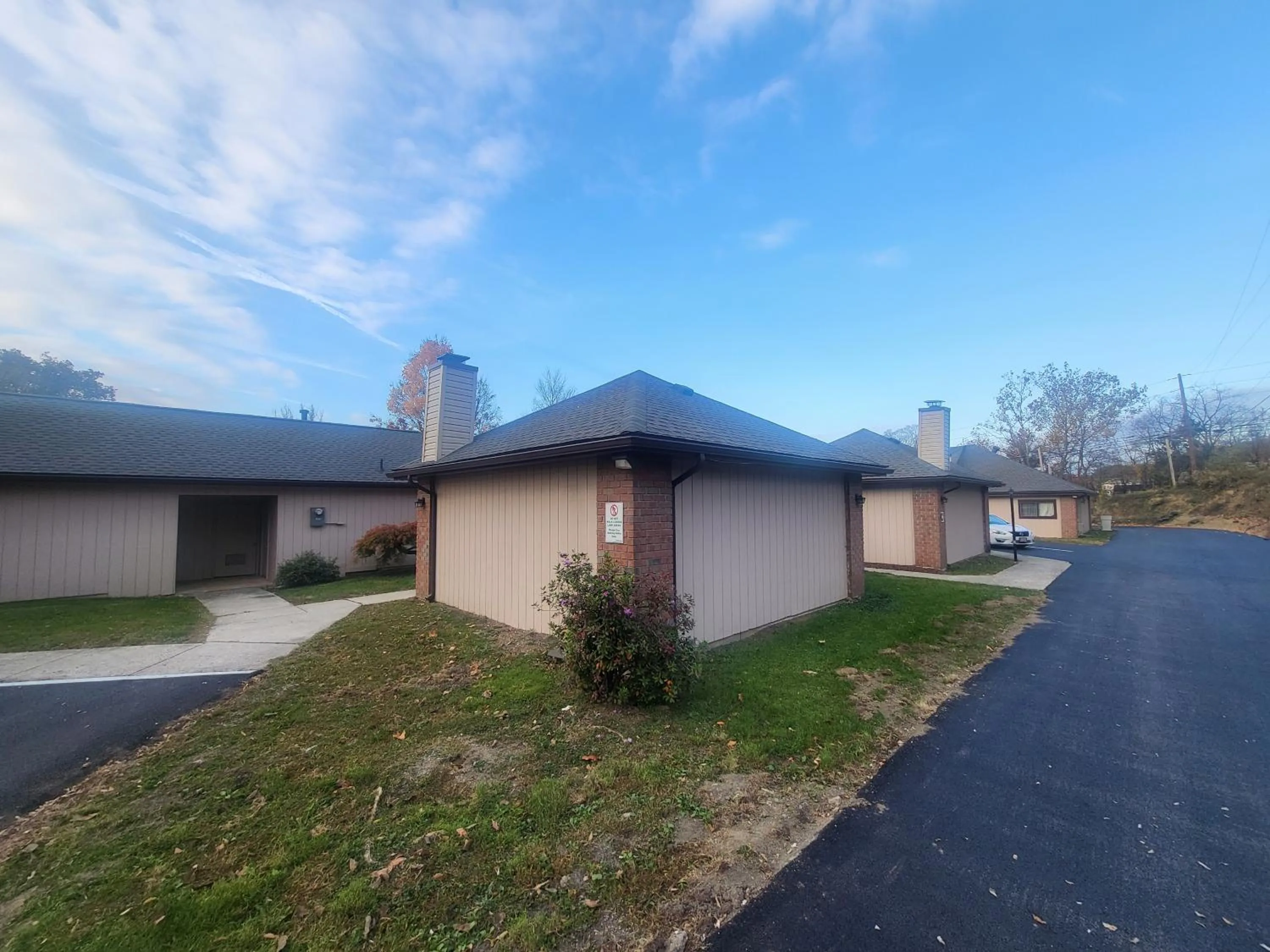 Day in Inn of the Dove - Romantic Luxury Suites with Jacuzzi & Seasonal Fireplace at Harrisburg-Hershey-Philadelphia, PA