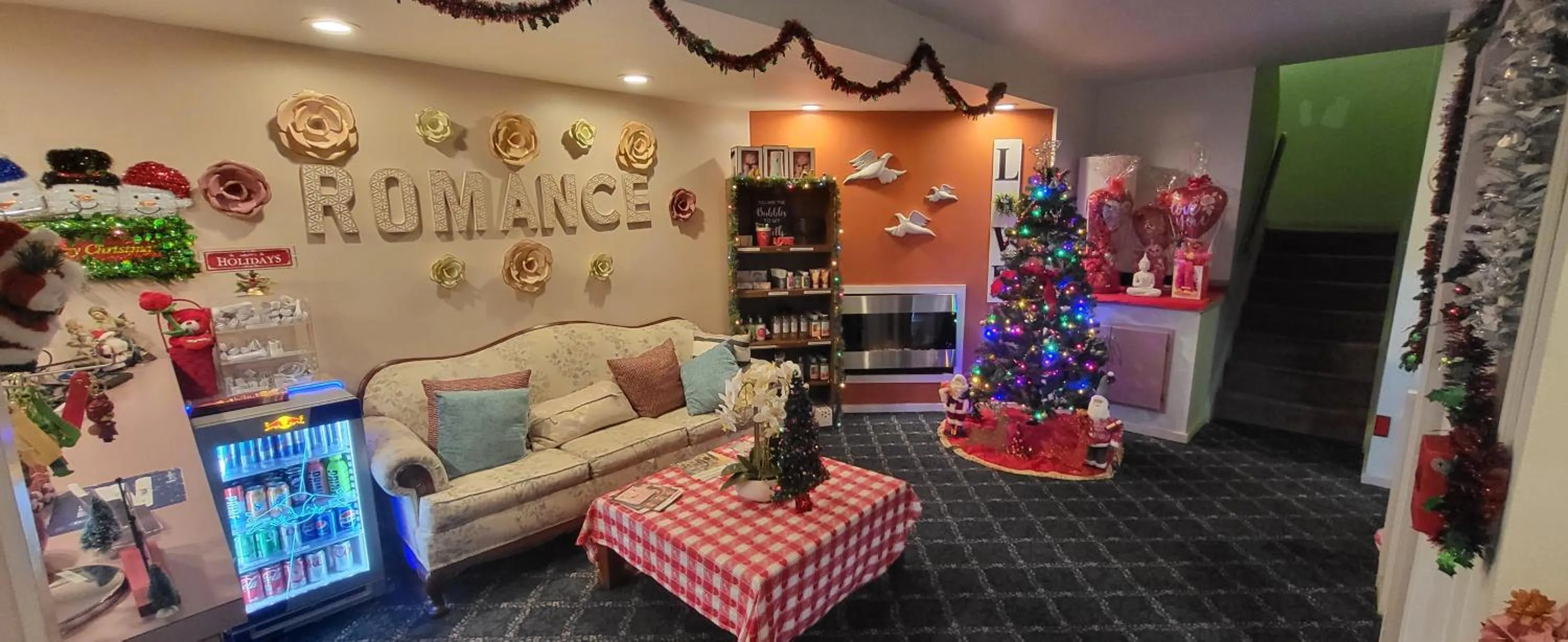 Lobby or reception in Inn of the Dove - Romantic Luxury Suites with Jacuzzi & Seasonal Fireplace at Harrisburg-Hershey-Philadelphia, PA