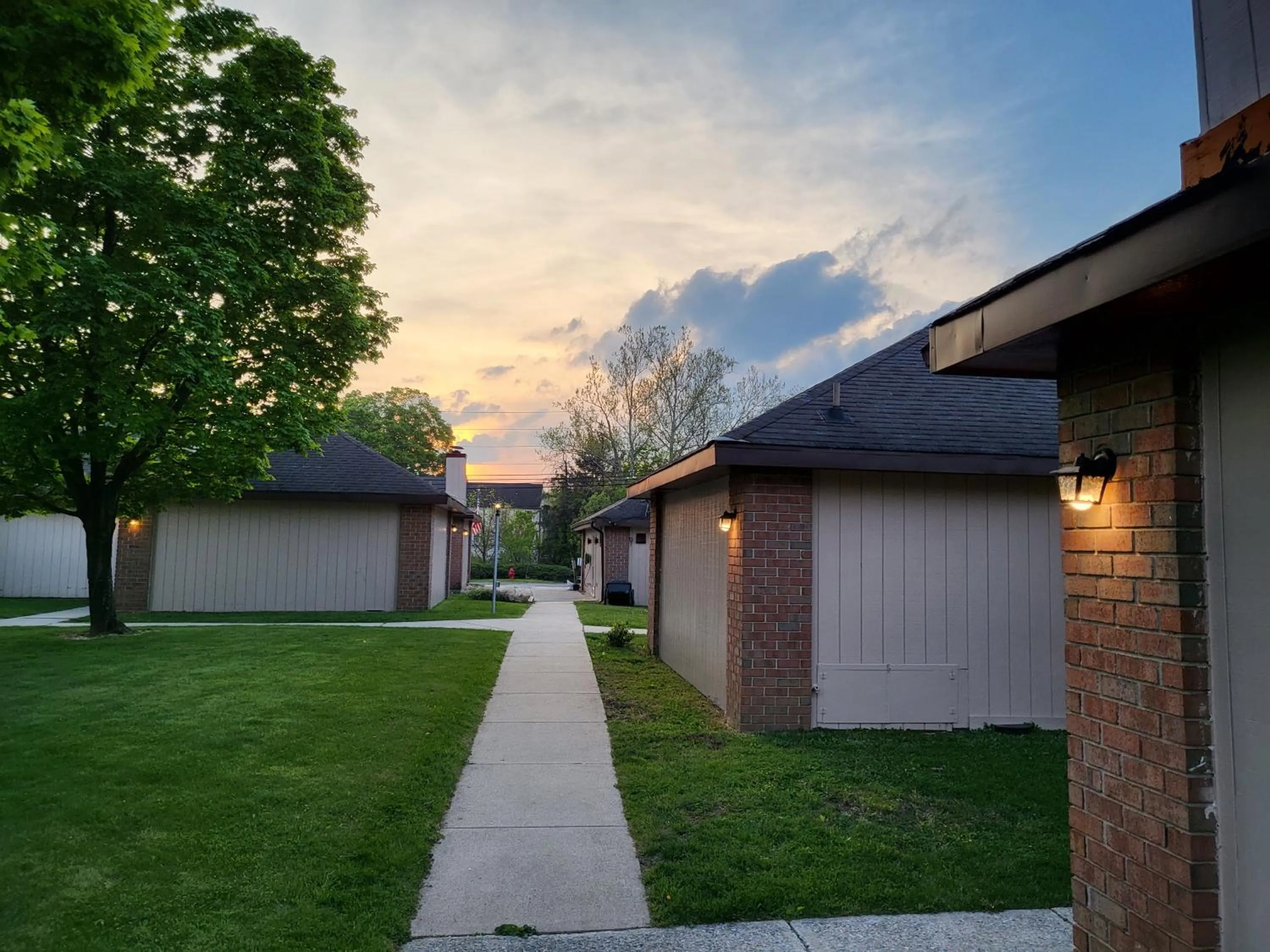 Property building in Inn of the Dove - Romantic Luxury Suites with Jacuzzi & Seasonal Fireplace at Harrisburg-Hershey-Philadelphia, PA