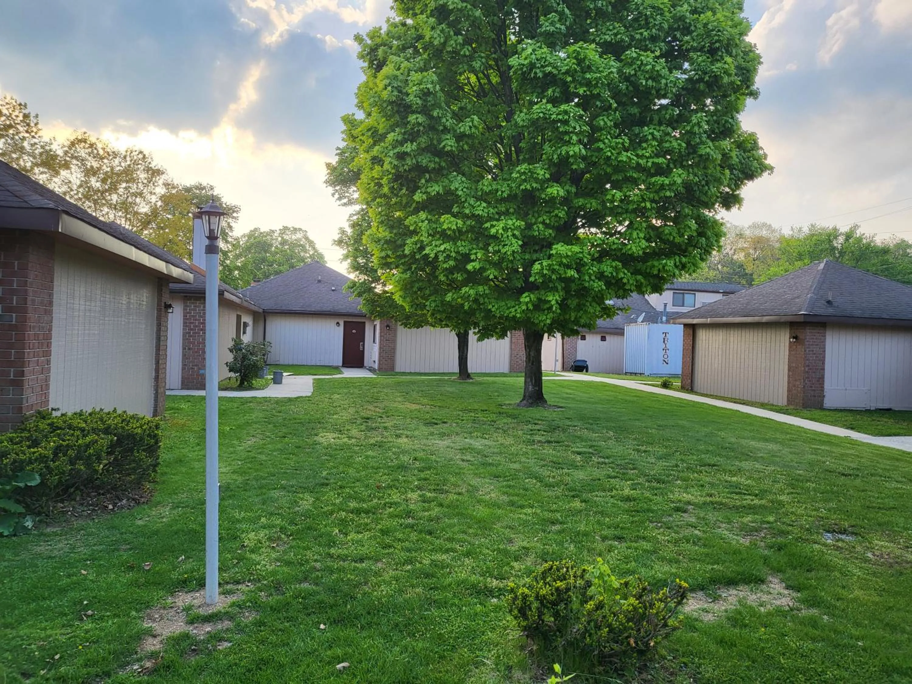 Property building in Inn of the Dove - Romantic Luxury Suites with Jacuzzi & Seasonal Fireplace at Harrisburg-Hershey-Philadelphia, PA