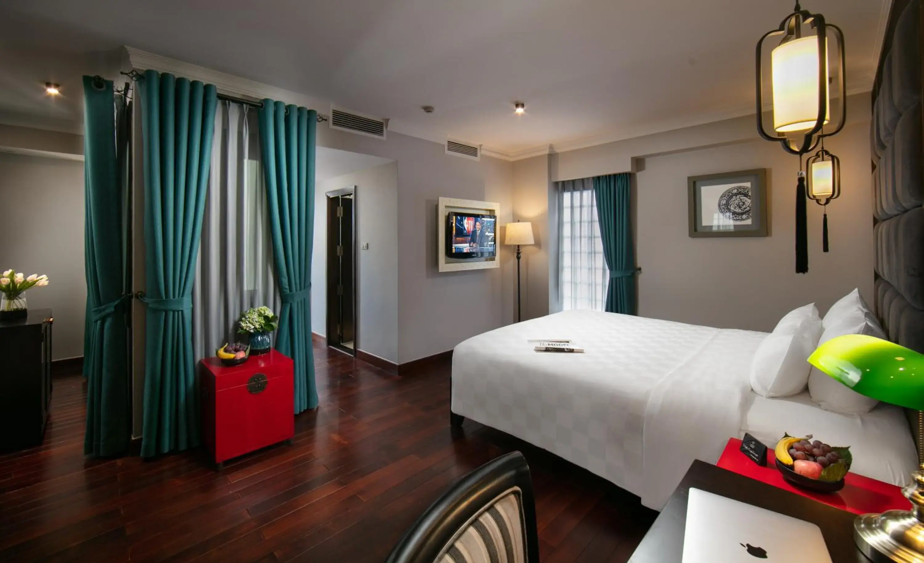 Bed in HOTEL du LAC Hanoi Bed in HOTEL du LAC Hanoi