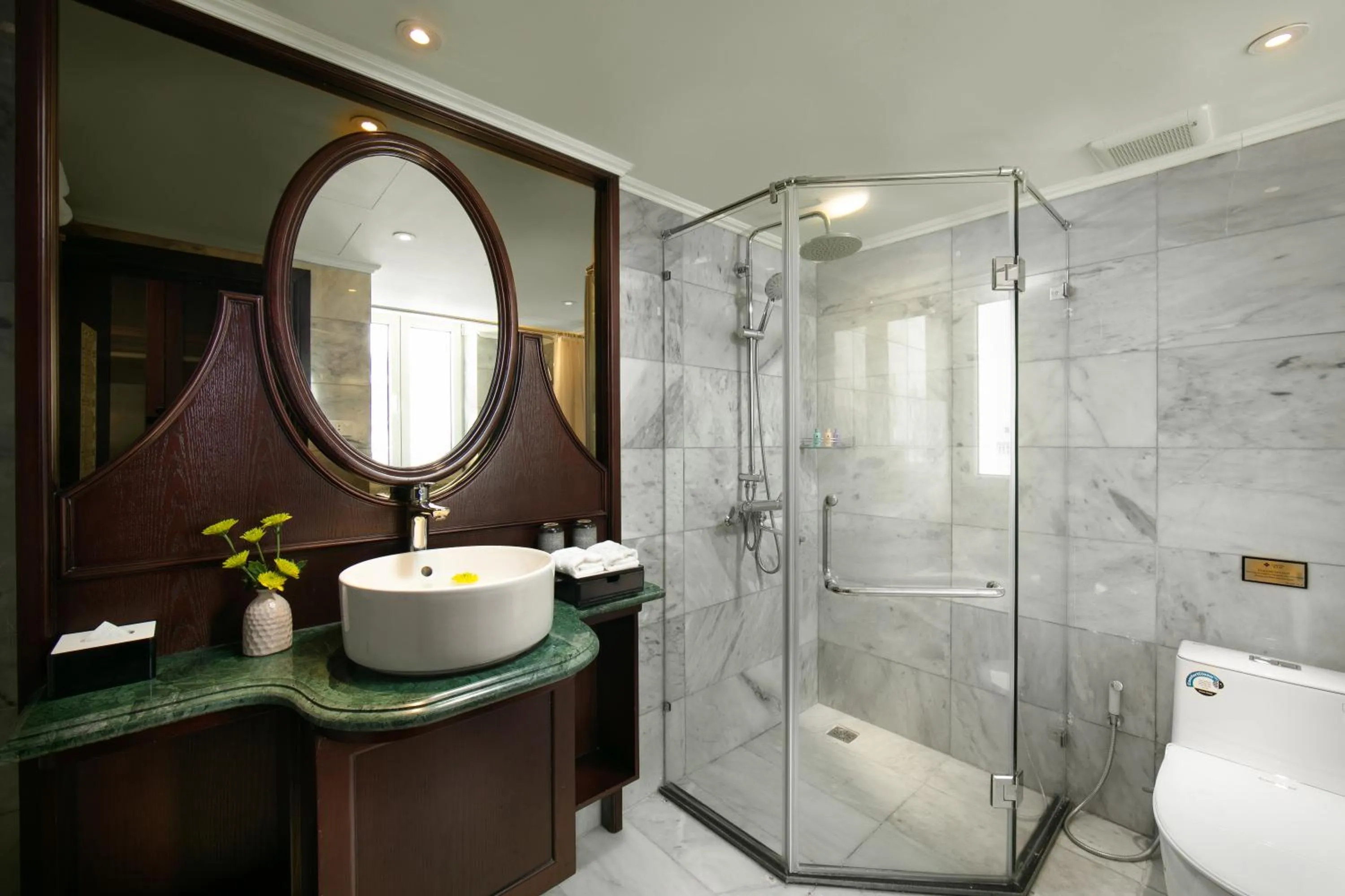 Bathroom in HOTEL du LAC Hanoi