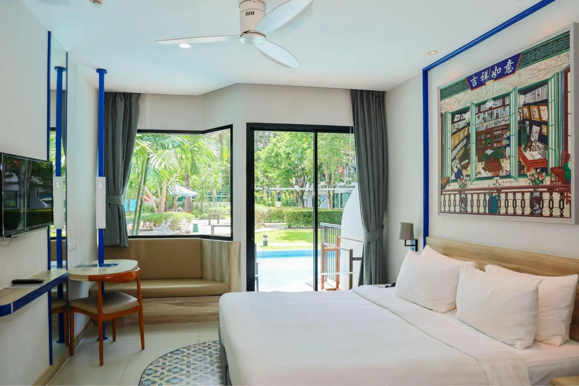 Pool view, Bed in Holiday Style Ao Nang Beach Resort, Krabi