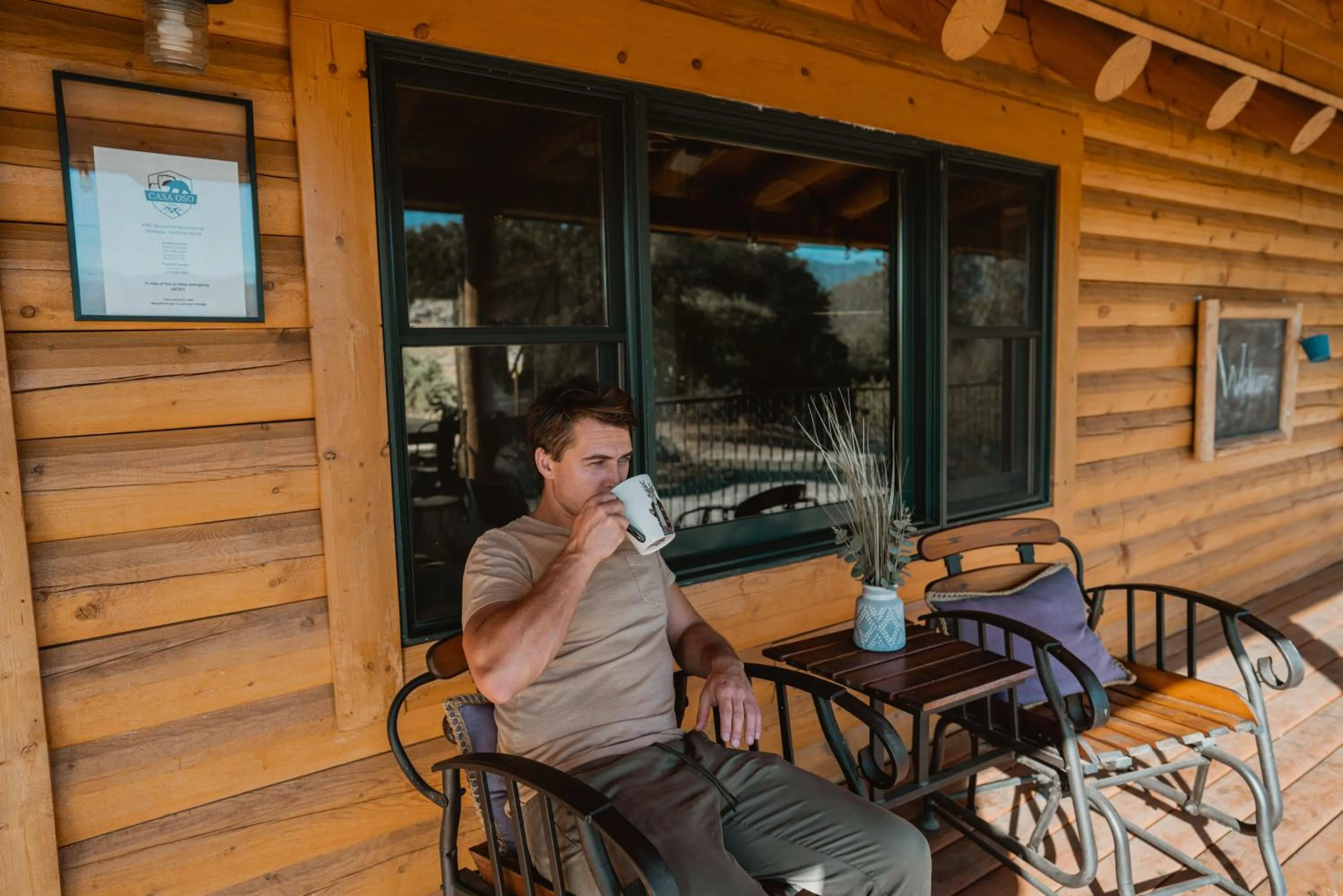 Property building in Scenic View Timber Lodge HotTub by Casa Oso