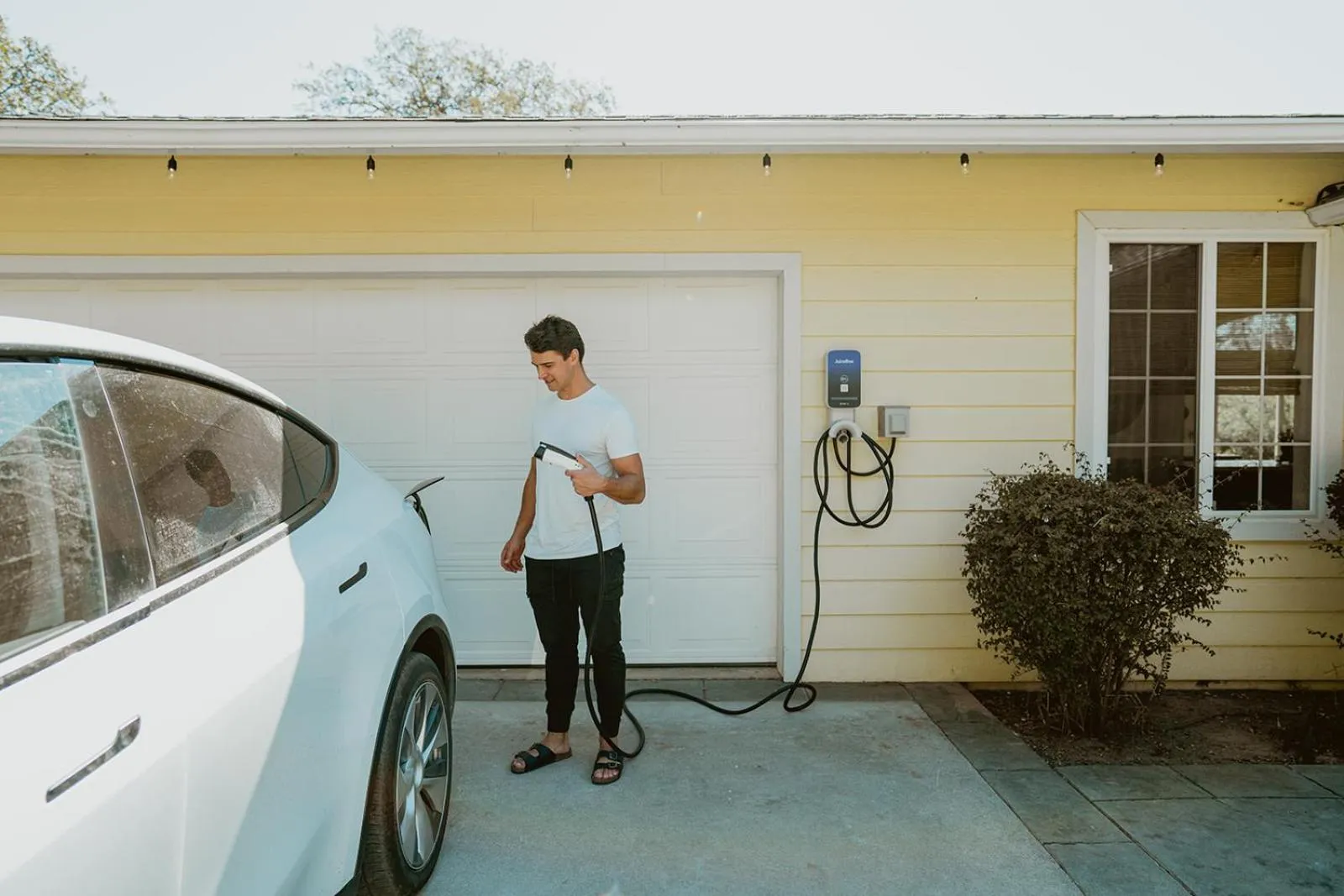 Parking in Sunset Glow Hidden Meadow BBQ HotTub by Casa Oso