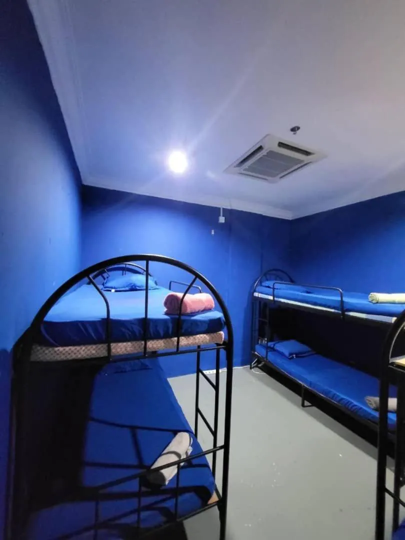 Capsule Inn