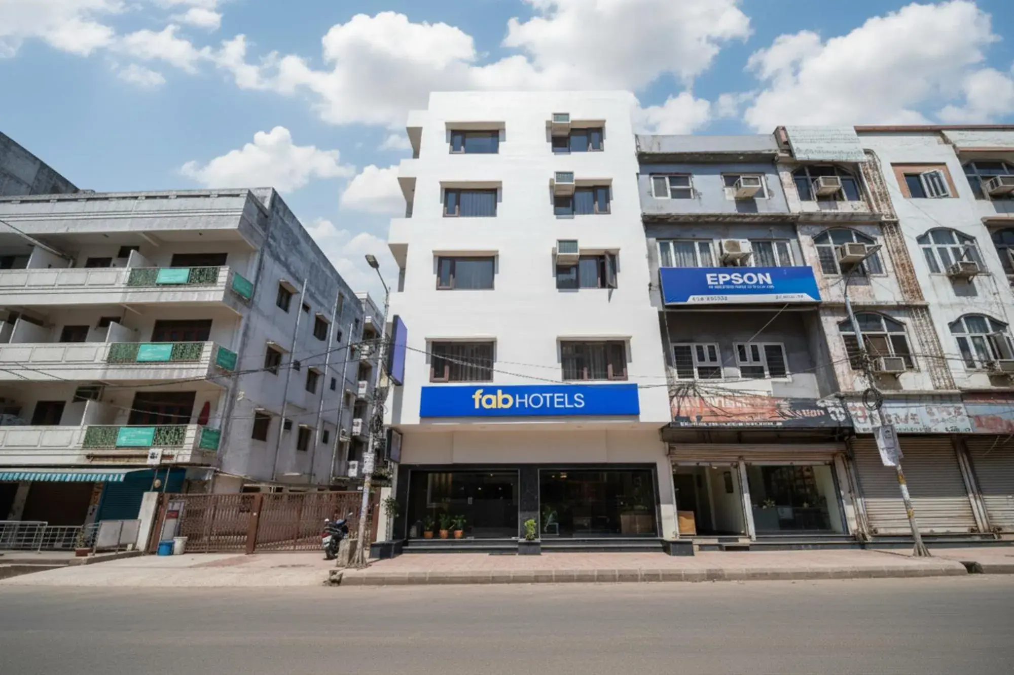 Facade/entrance in FabHotel GD Sunrise Inn Amritsar Facade/entrance in FabHotel GD Sunrise Inn Amritsar