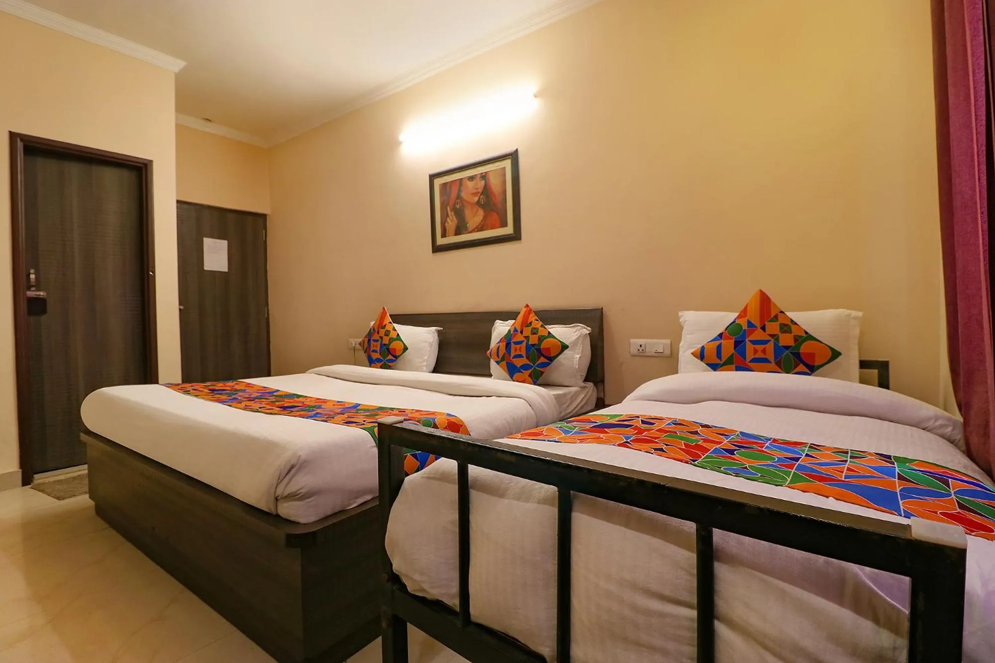 Photo of the whole room, Bed in FabHotel GD Sunrise Inn Amritsar