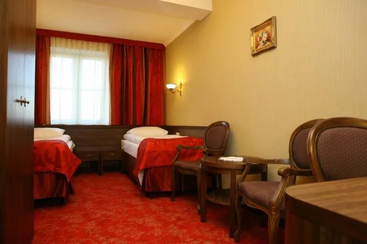 Classic Twin Room in Hotel Złoty Młyn Majków