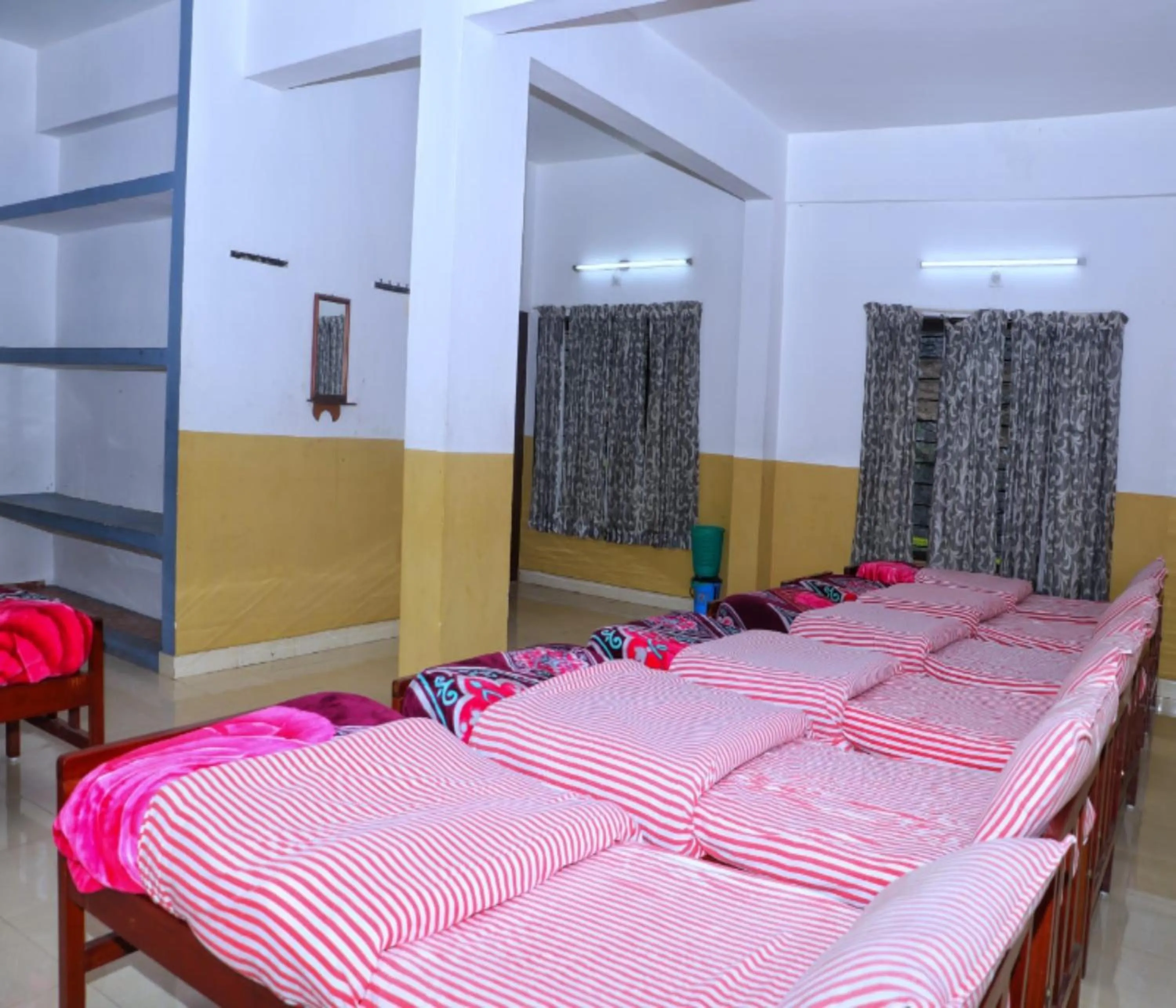 Photo of the whole room, Bed in AC MIST