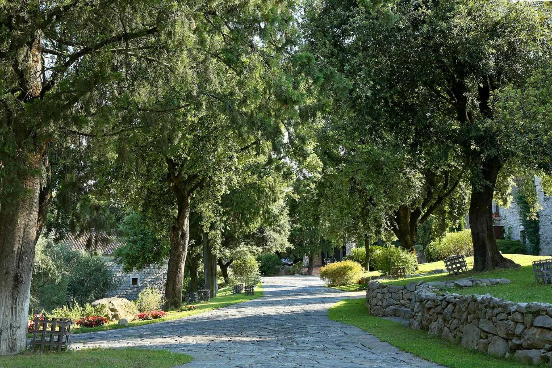 Spring in Aquapetra Resort & Spa