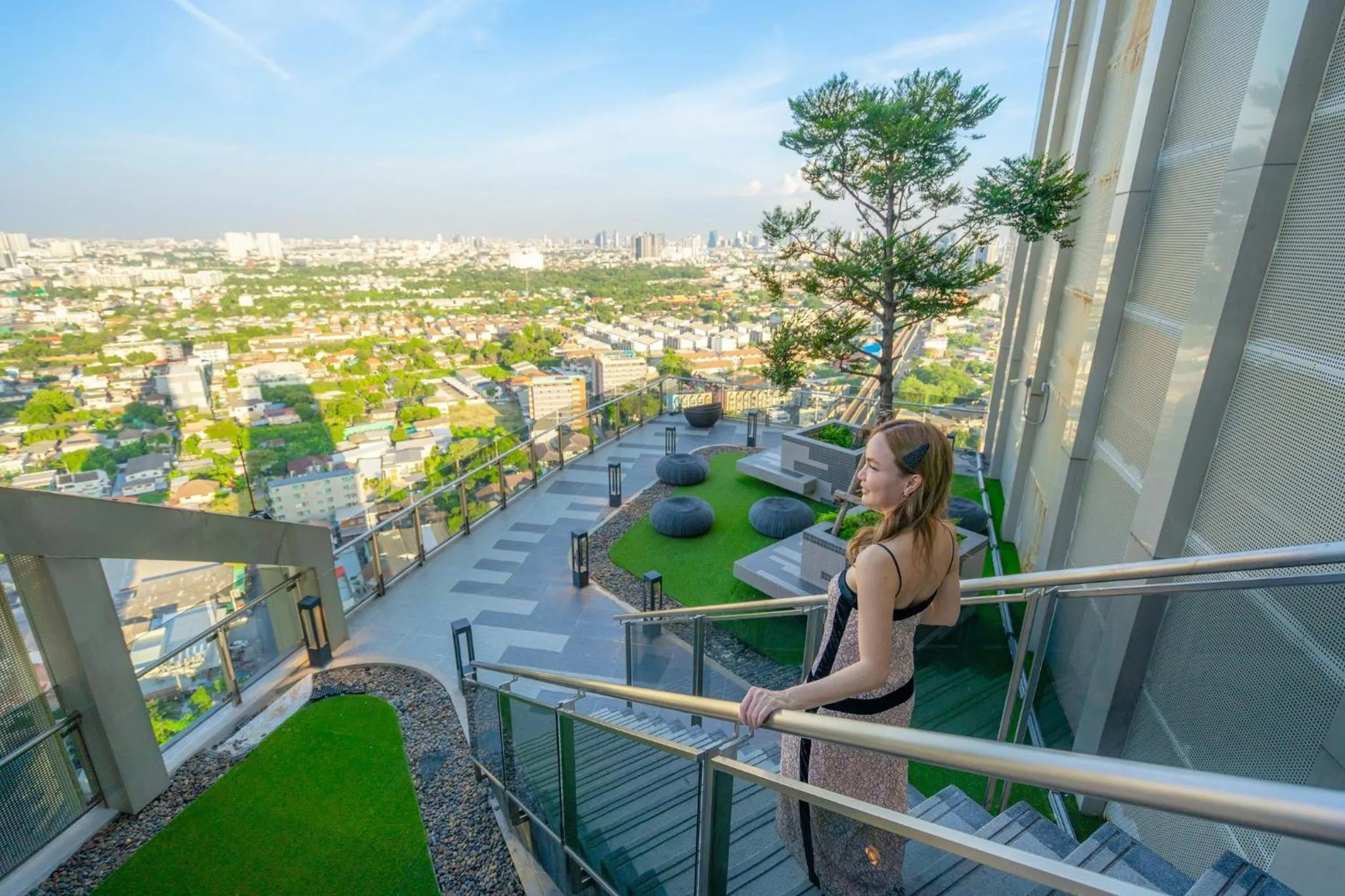Garden view in Oakwood Suites Tiwanon Bangkok