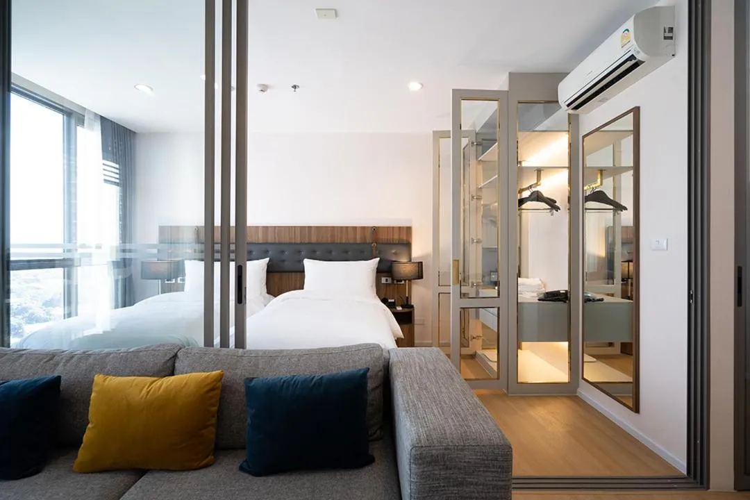 Bed in Oakwood Suites Tiwanon Bangkok