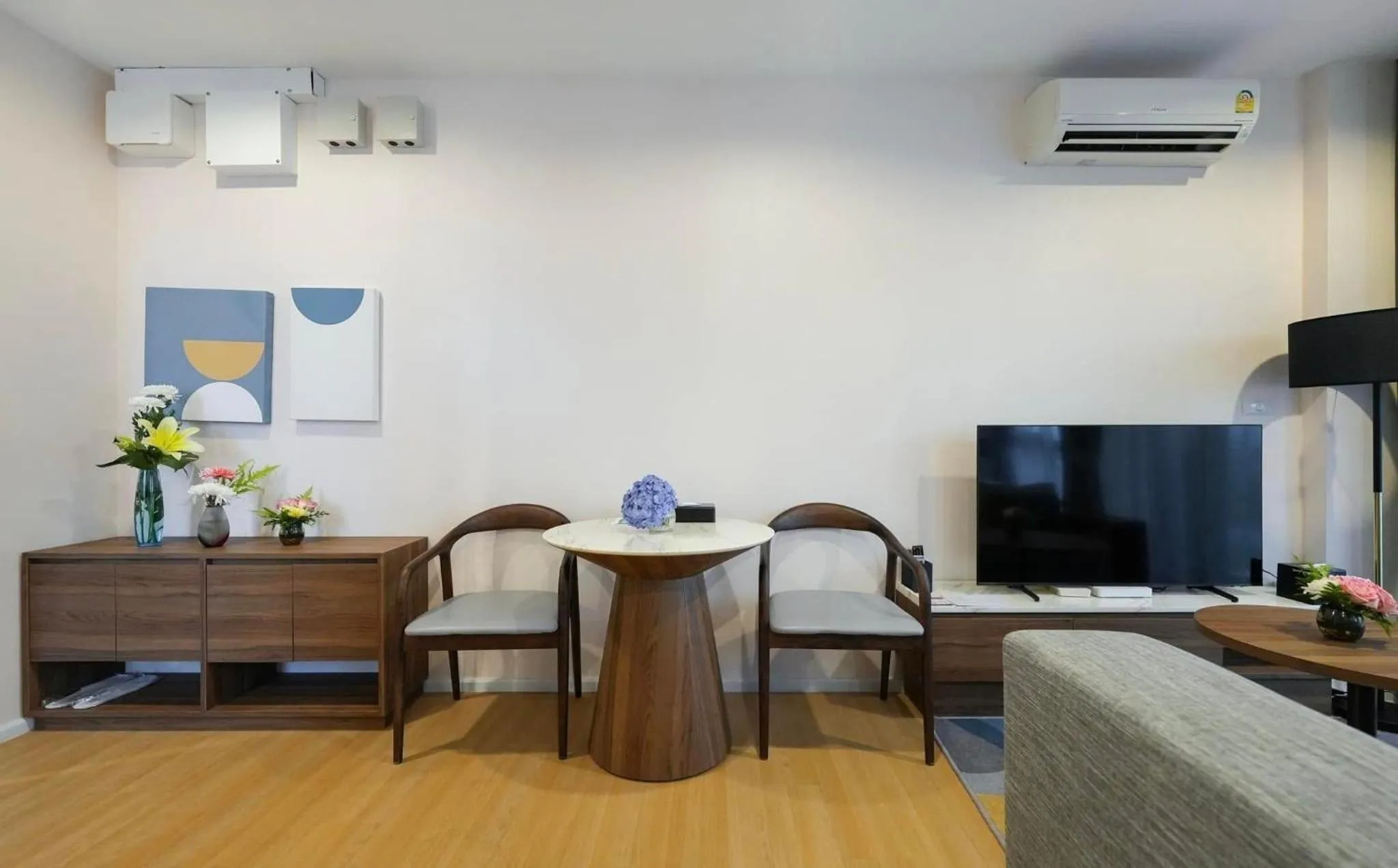 Oakwood Suites Tiwanon Bangkok
