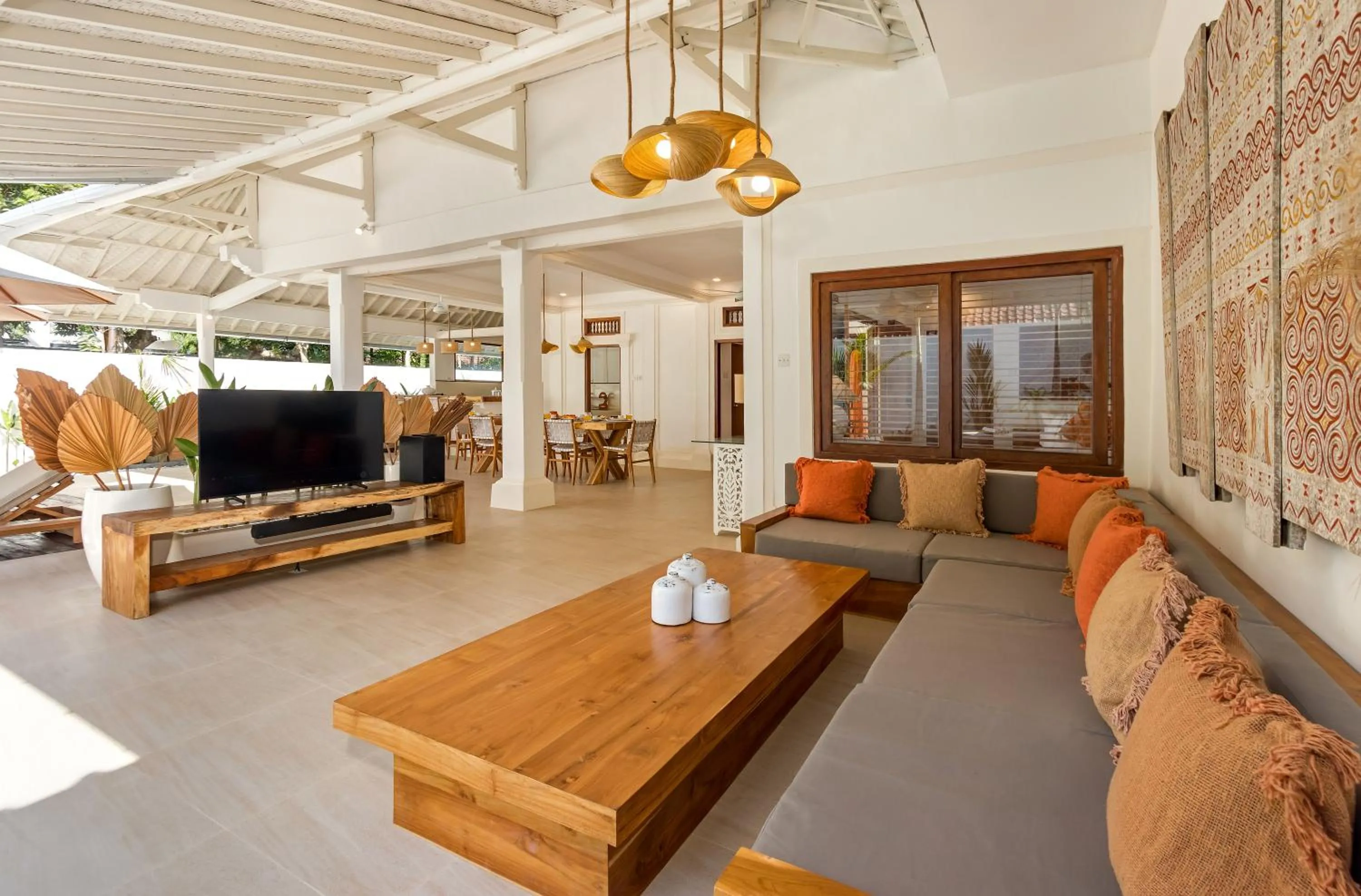 Villa Lisabella by Villa Finder