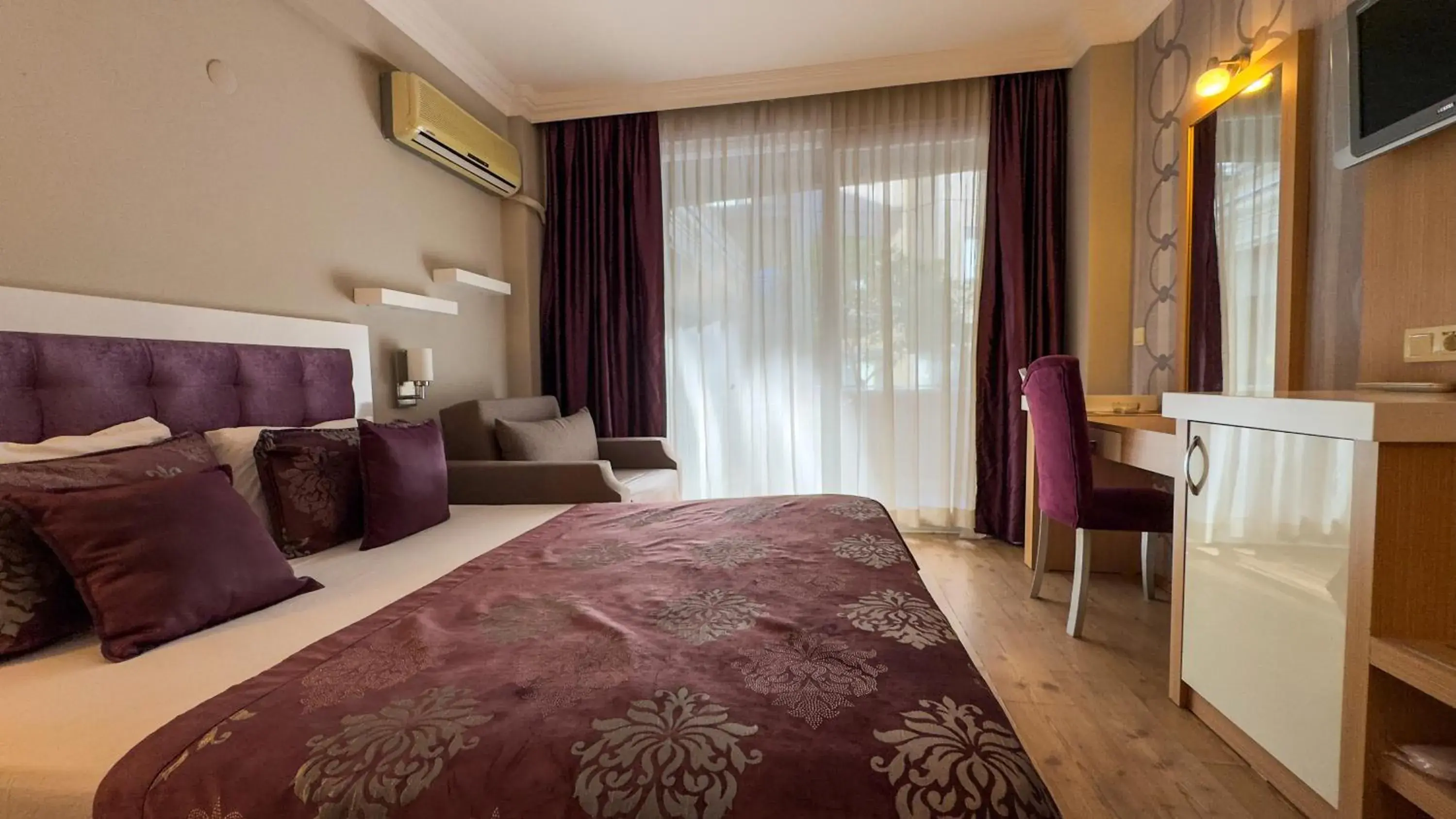 Standard Room in Novis Hotel Cleopatra Standard Room in Novis Hotel Cleopatra