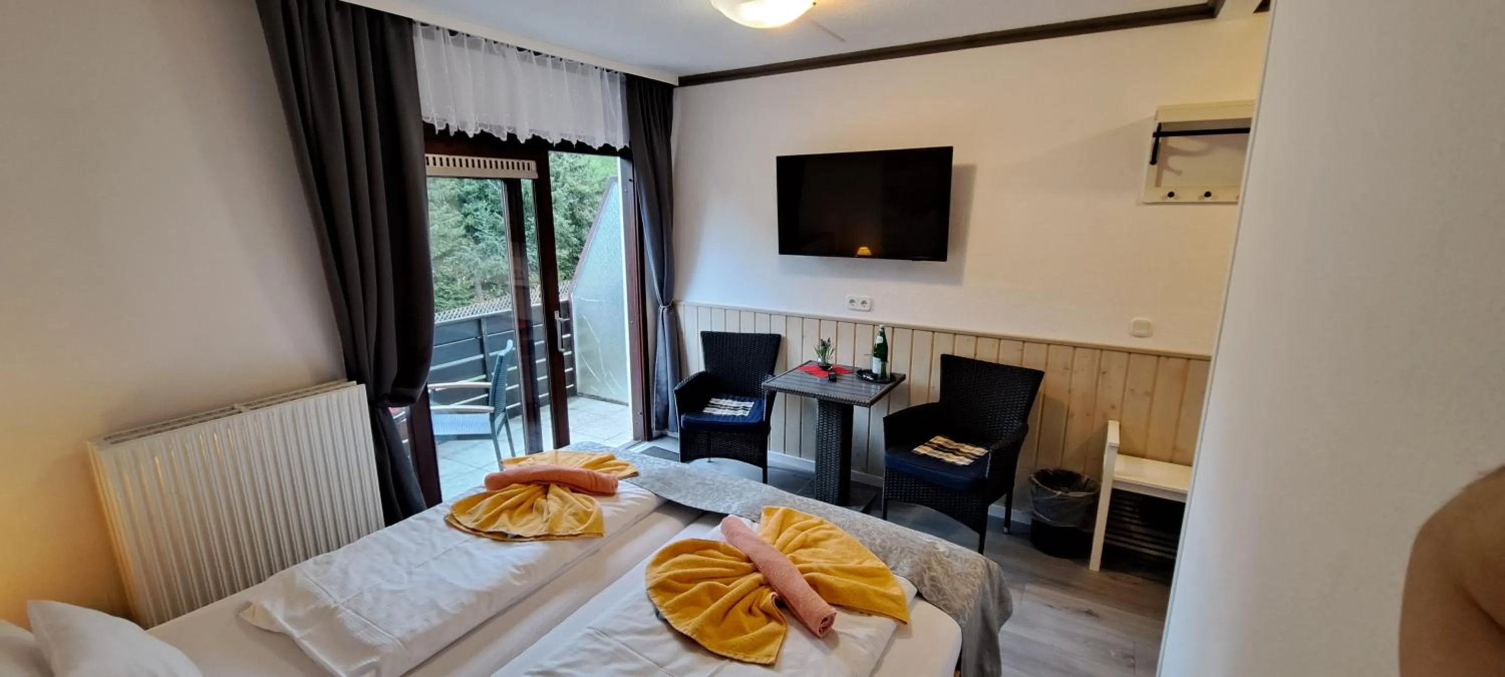 Bedroom, Bed in Quellenhof Altenau